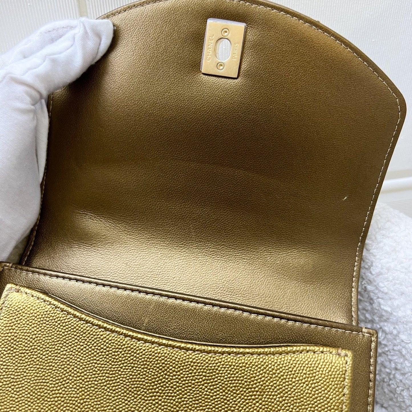 GLM-Seasonal Flap Bag in Gold Shiny Calfskin / Caviar and AGHW