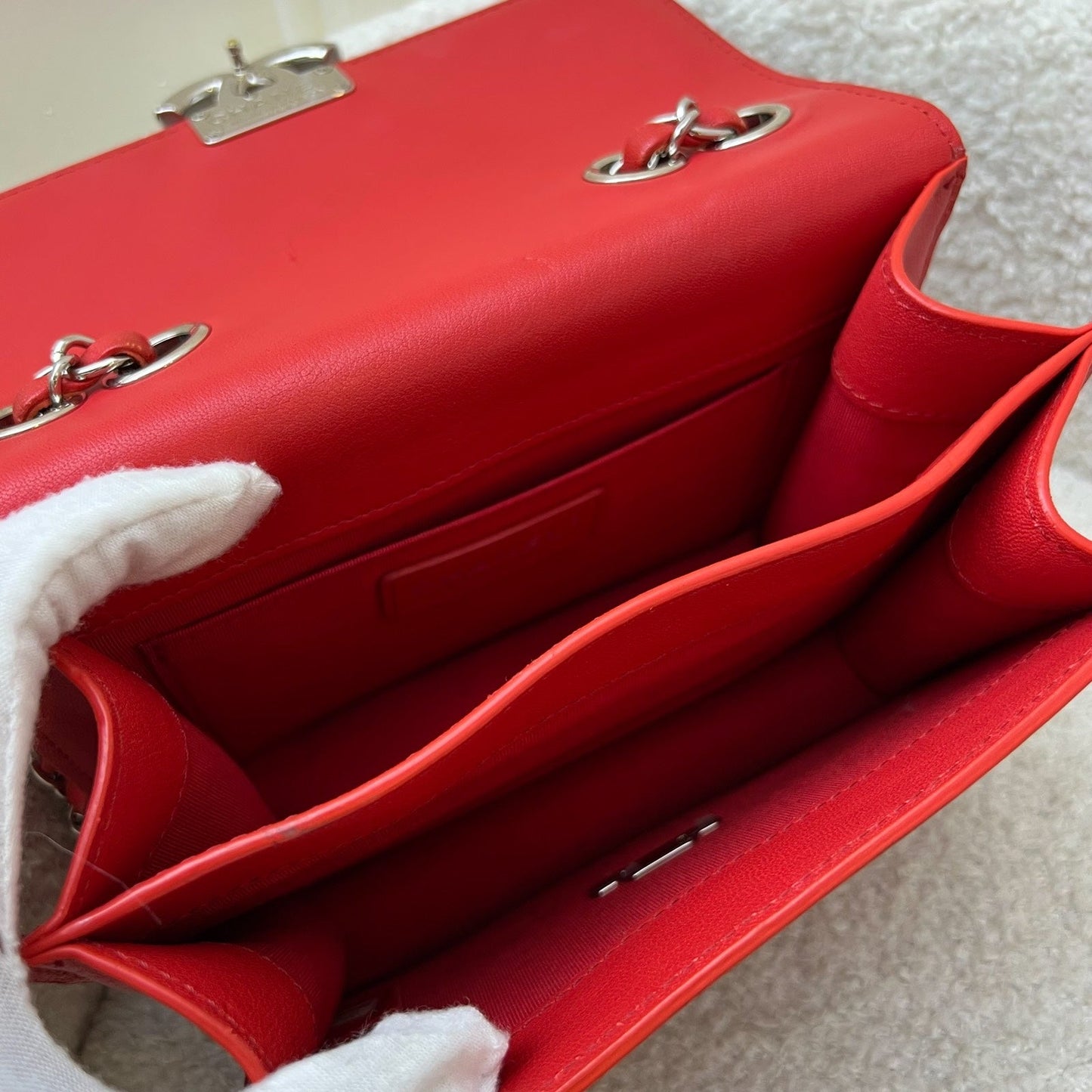 GLM-Small GLM- Box Flap in Red Grained and Quilted Calfskin and SHW