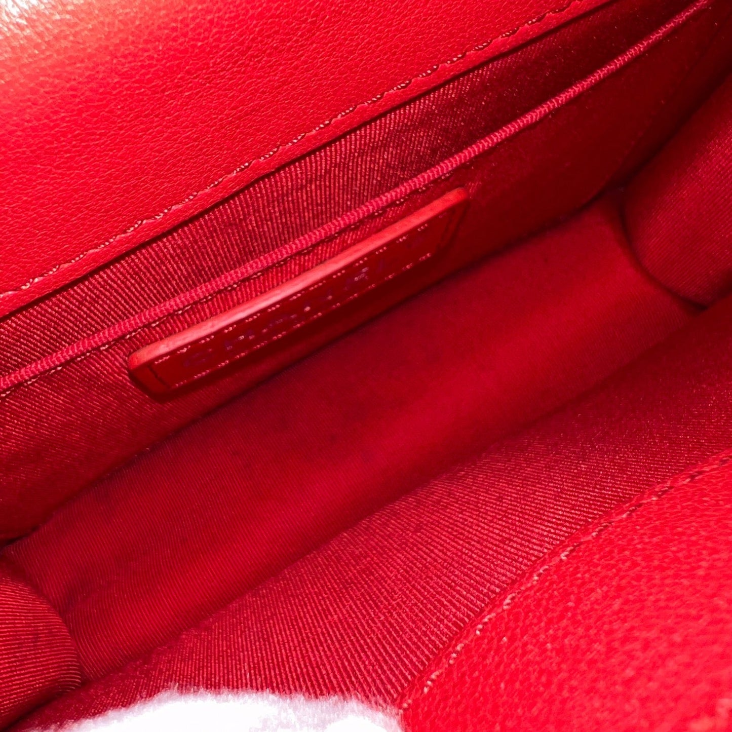 GLM-Small GLM- Box Flap in Red Grained and Quilted Calfskin and SHW