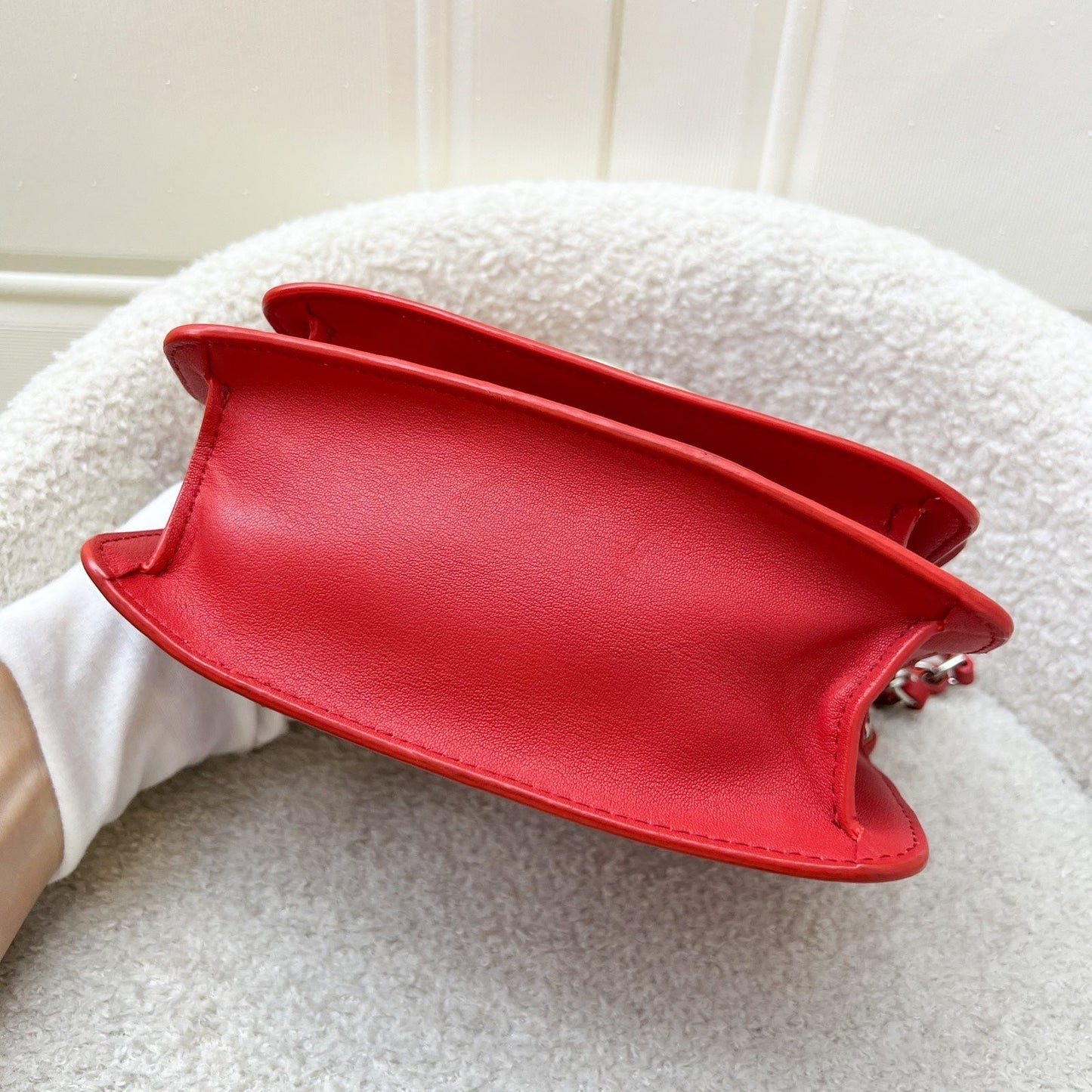 GLM-Small GLM- Box Flap in Red Grained and Quilted Calfskin and SHW