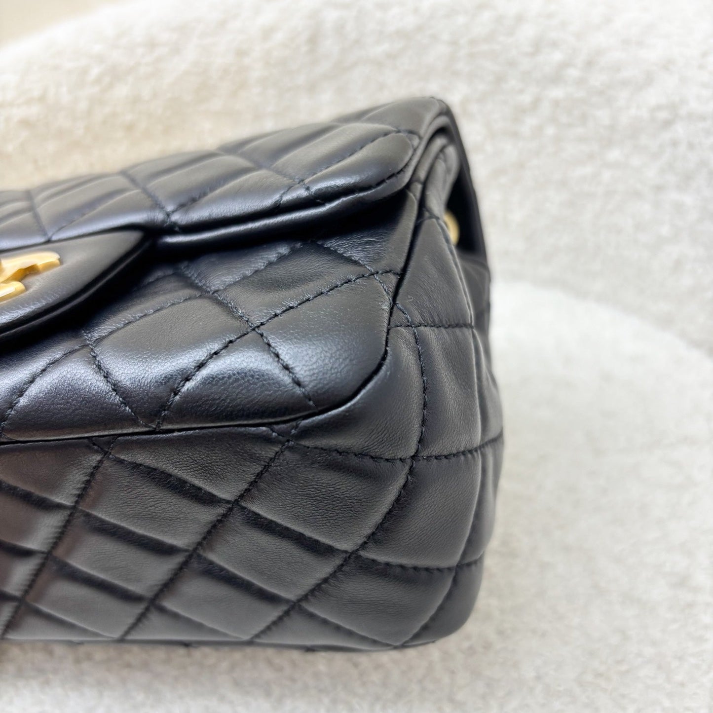GLM-22C Pearl Crush Square Mini Flap in Black Lambskin and AGHW (Model: AS1786)