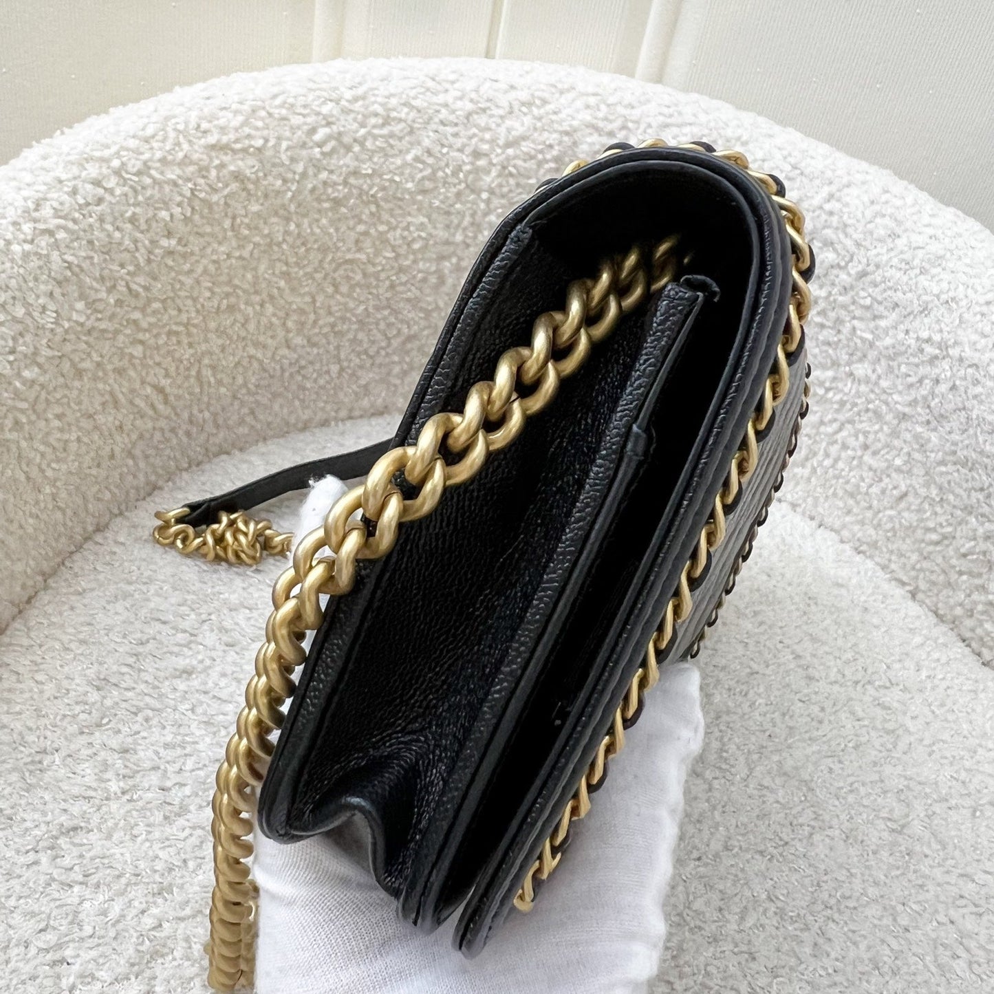 GLM-Chain Around Boy Wallet on Chain WOC in Black Caviar and AGHW