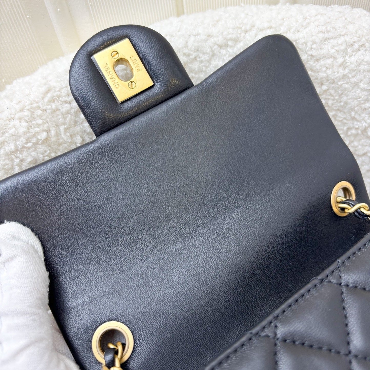 GLM-22C Pearl Crush Square Mini Flap in Black Lambskin and AGHW (Model: AS1786)