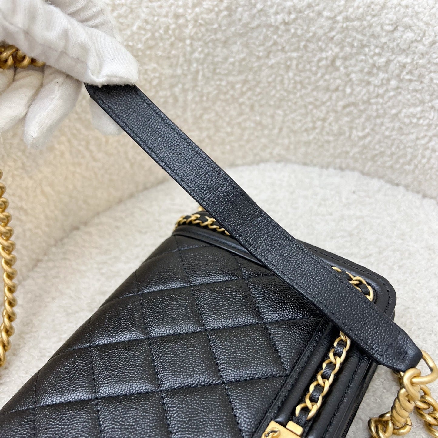 GLM-Chain Around Boy Wallet on Chain WOC in Black Caviar and AGHW