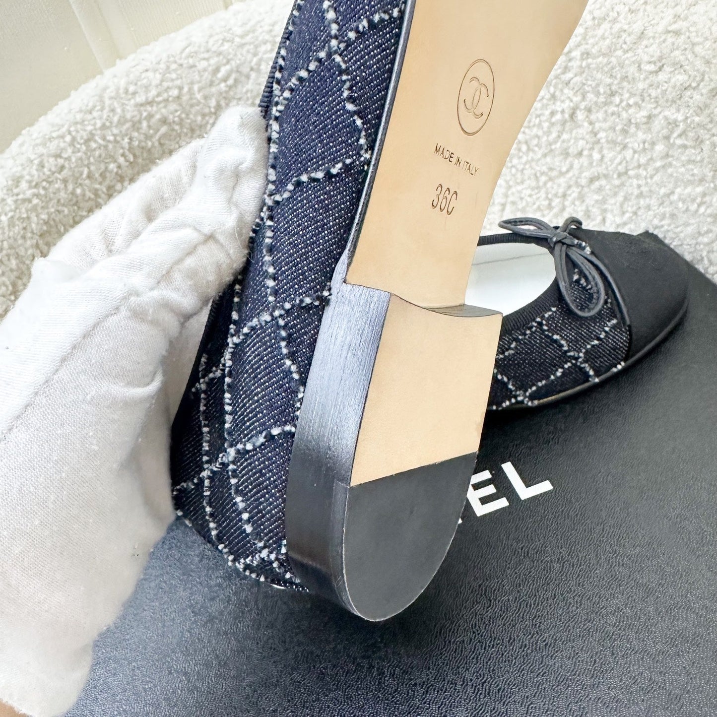 GLM-Classic Ballerina Pumps in Embroidered Denim / Black Gosgrain Size 36