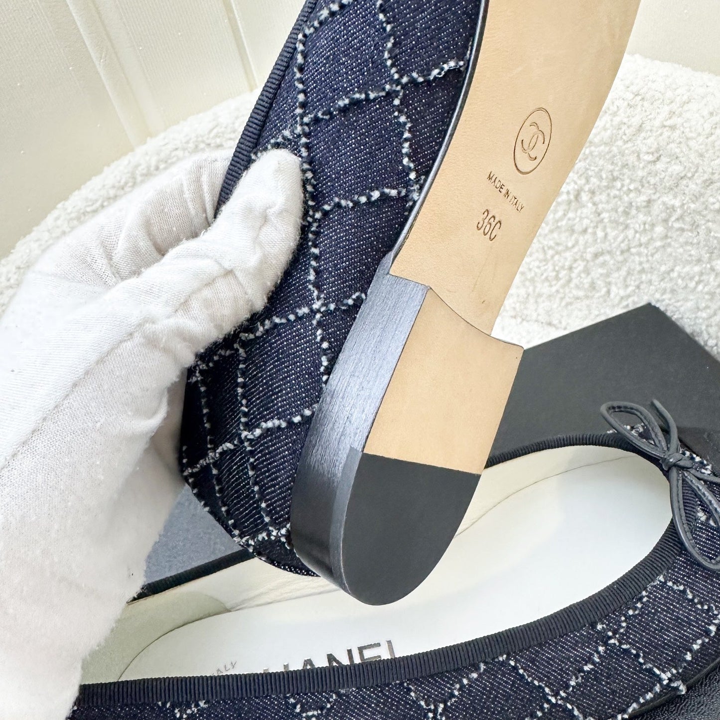 GLM-Classic Ballerina Pumps in Embroidered Denim / Black Gosgrain Size 36