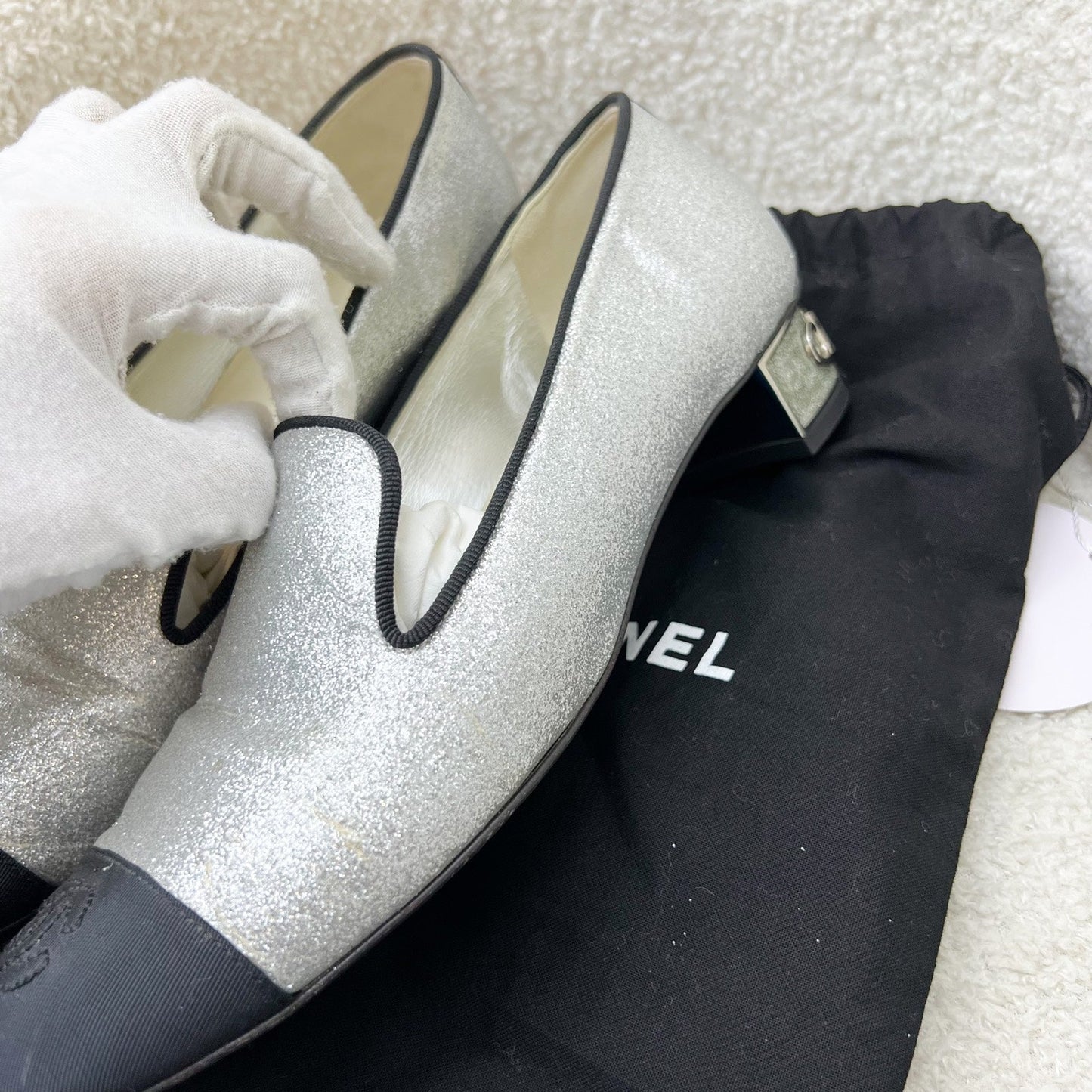 GLM-Heels in Silver Glitter Leather / Black Gosgrain Size 38