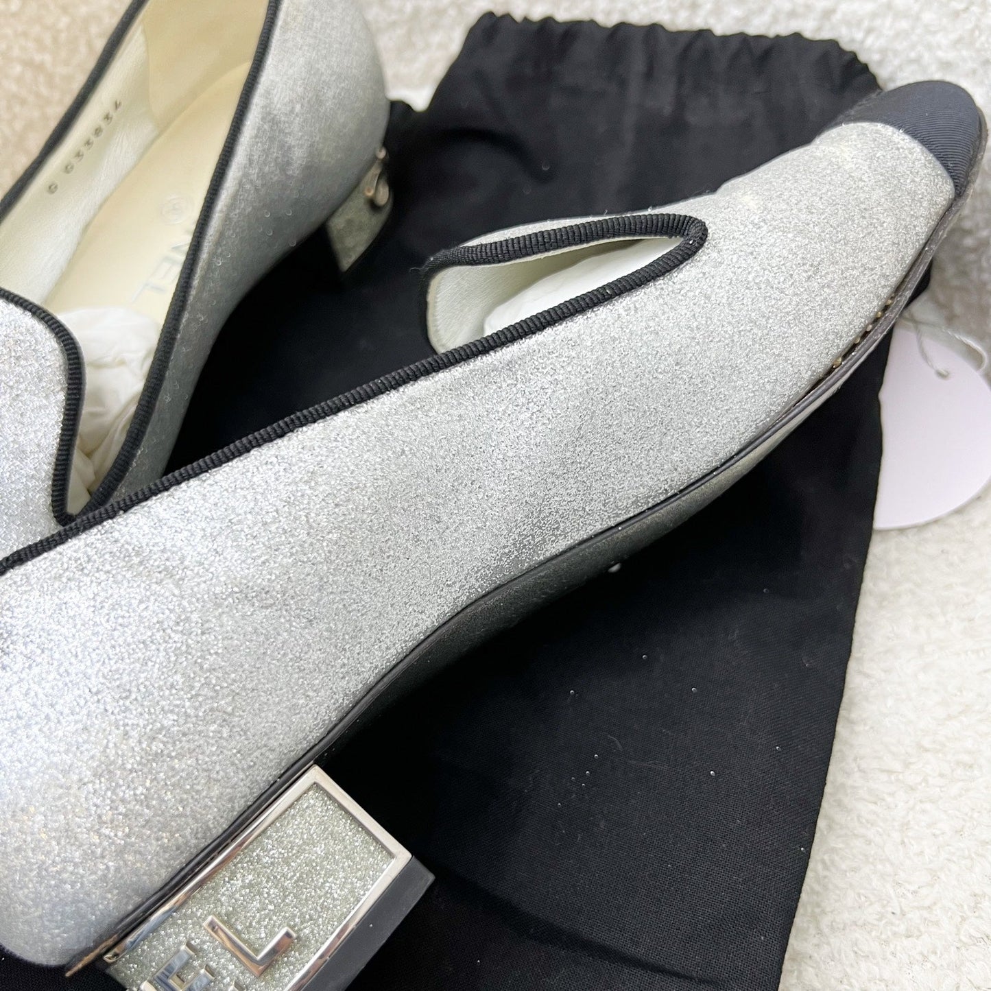 GLM-Heels in Silver Glitter Leather / Black Gosgrain Size 38