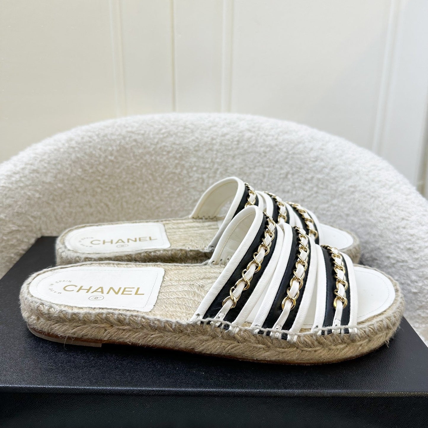 GLM-20P Espadrille Slides / Sandals in Black and White Leather with GHW