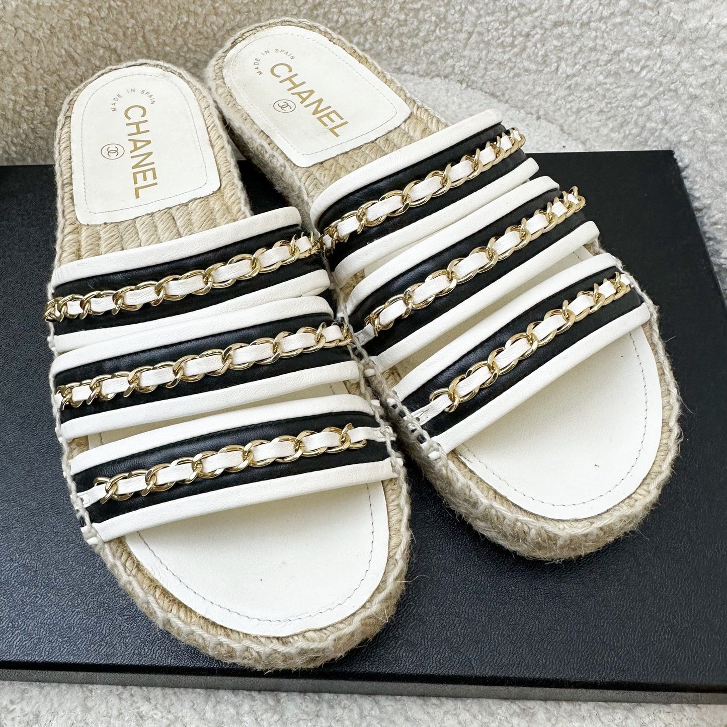 GLM-20P Espadrille Slides / Sandals in Black and White Leather with GHW