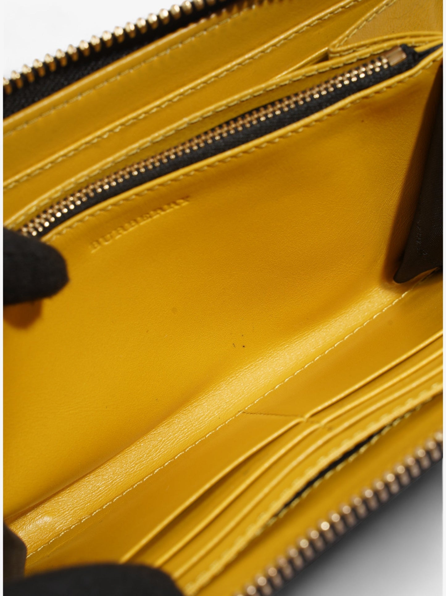 Burberry Heritage Penrose Wallet Yellow Leather