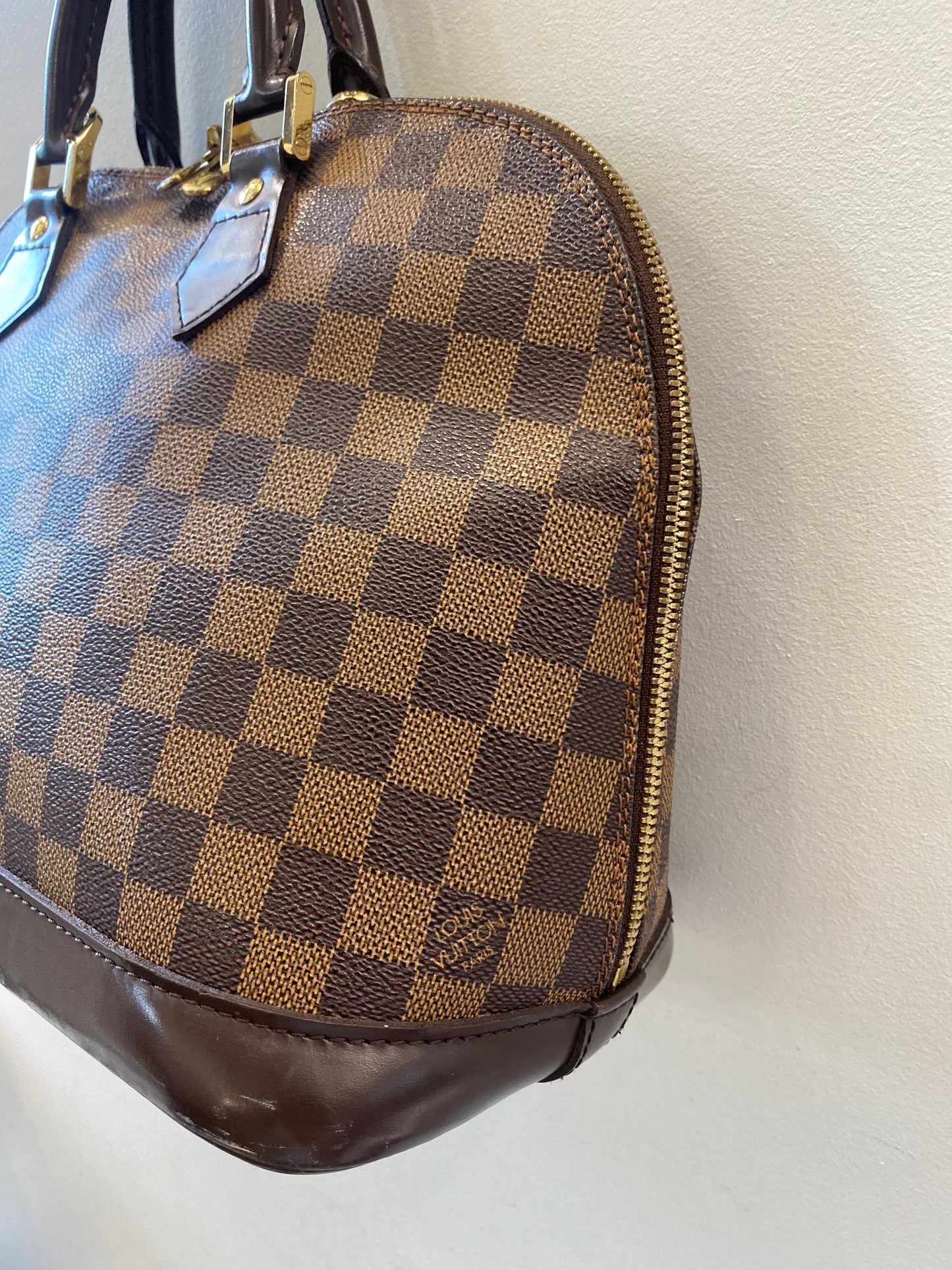 LOUIS VUITTON DAMIER EBENE ALMA PM HANDBAG