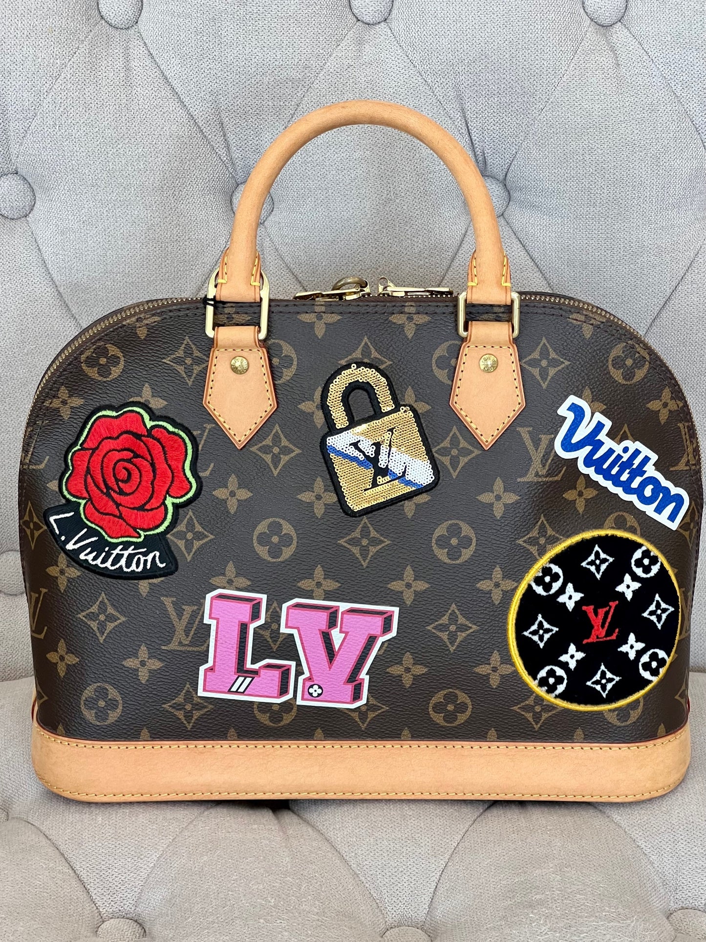 LOUIS VUITTON MONOGRAM PATCHES LIMITED EDITION ALMA PM BAG