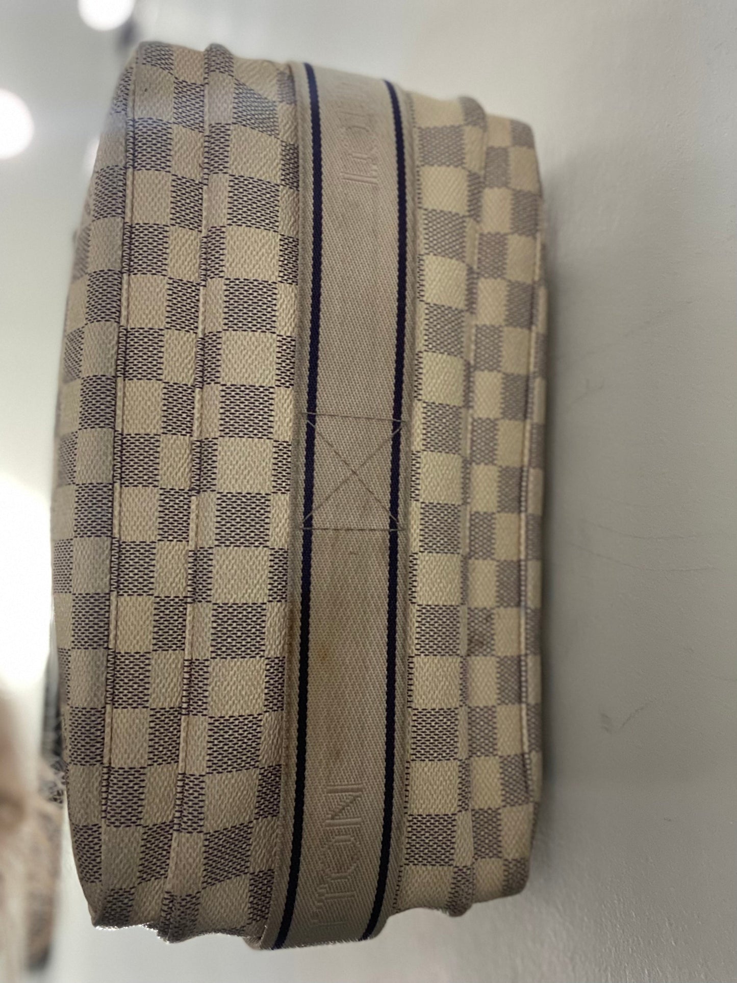 LOUIS VUITTON DAMIER AZUR NAVIGLIO MESSENGER BAG