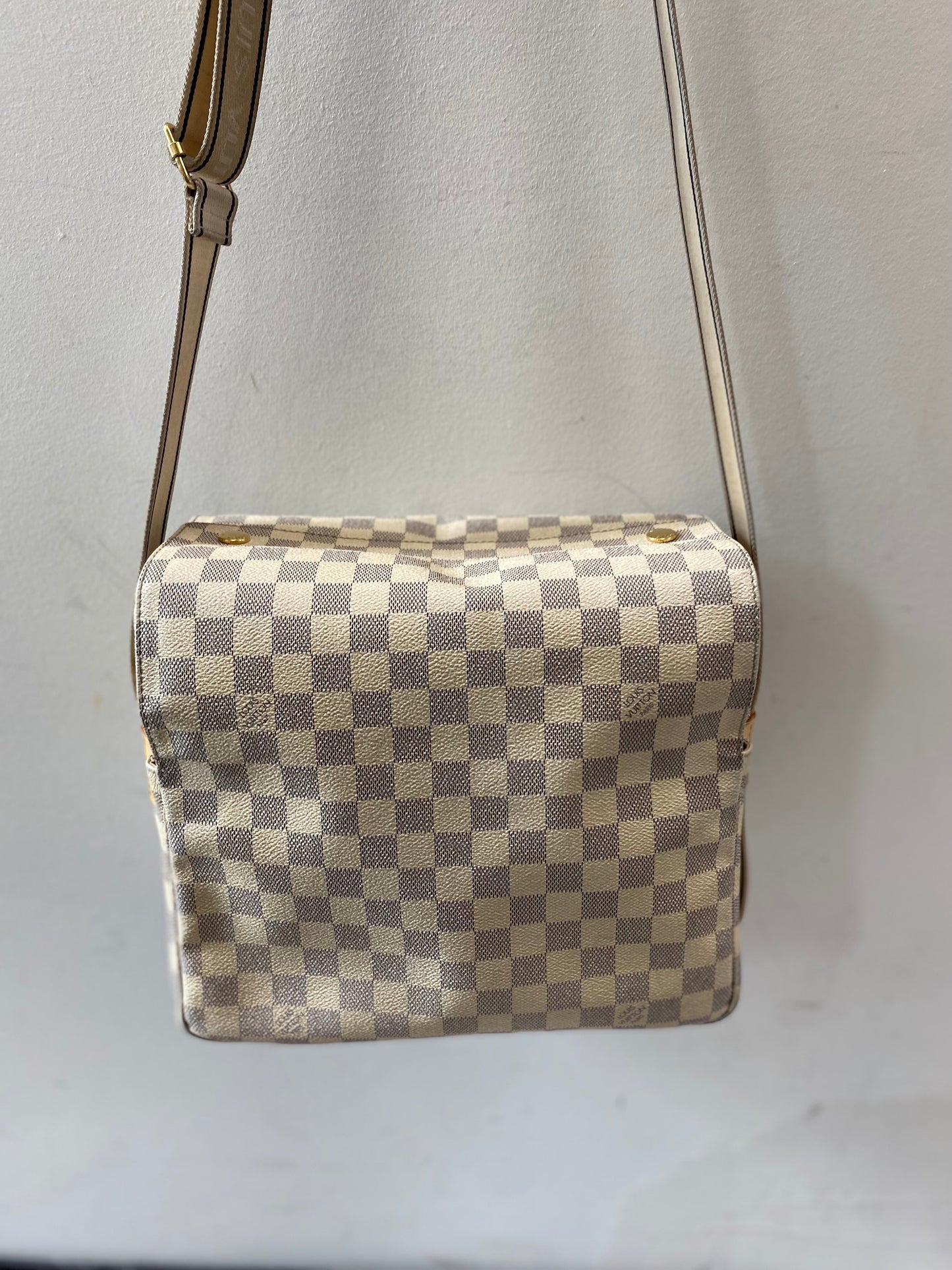 LOUIS VUITTON DAMIER AZUR NAVIGLIO MESSENGER BAG