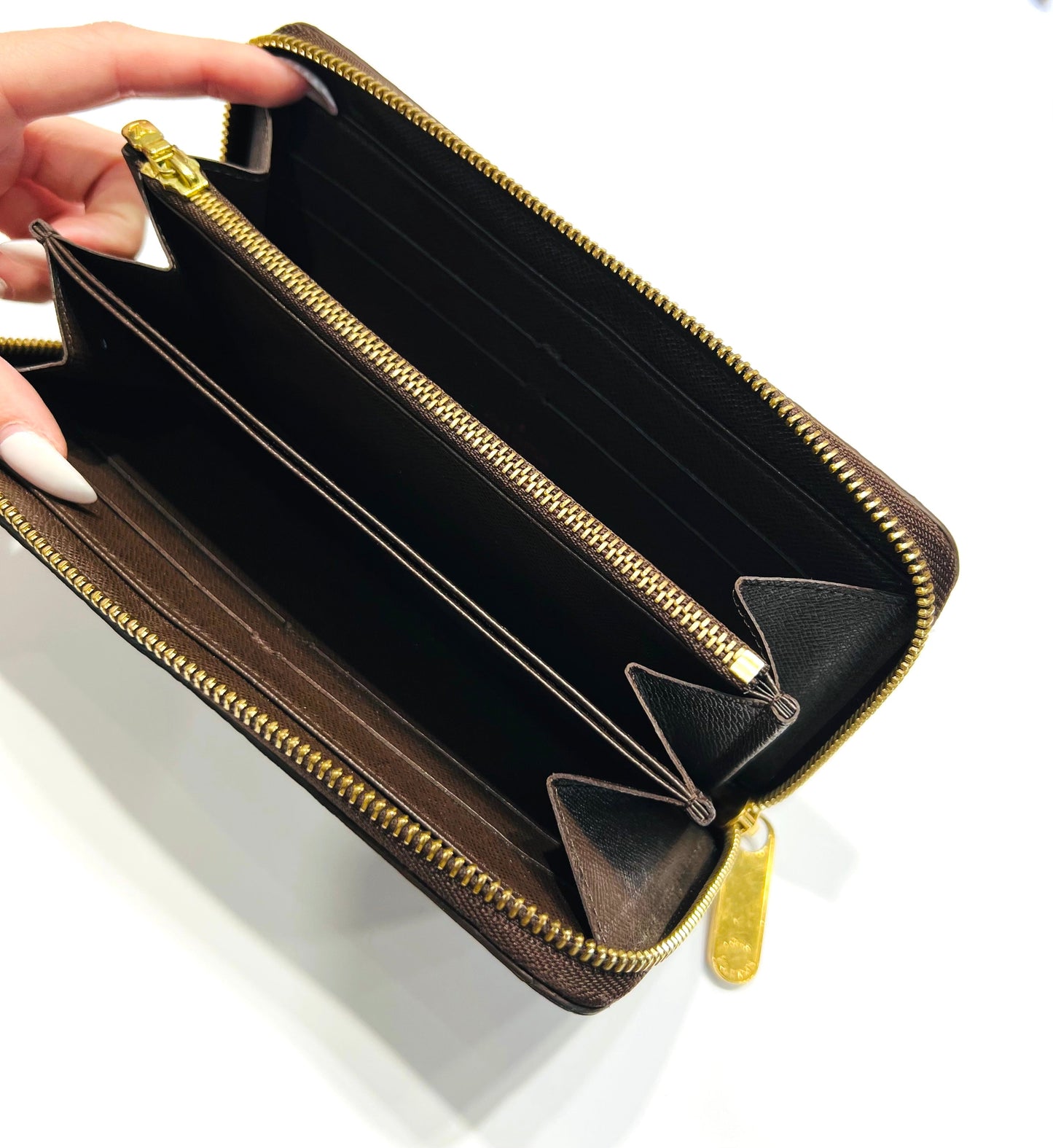 LOUIS VUITTON DAMIER EBENE ZIPPY WALLET