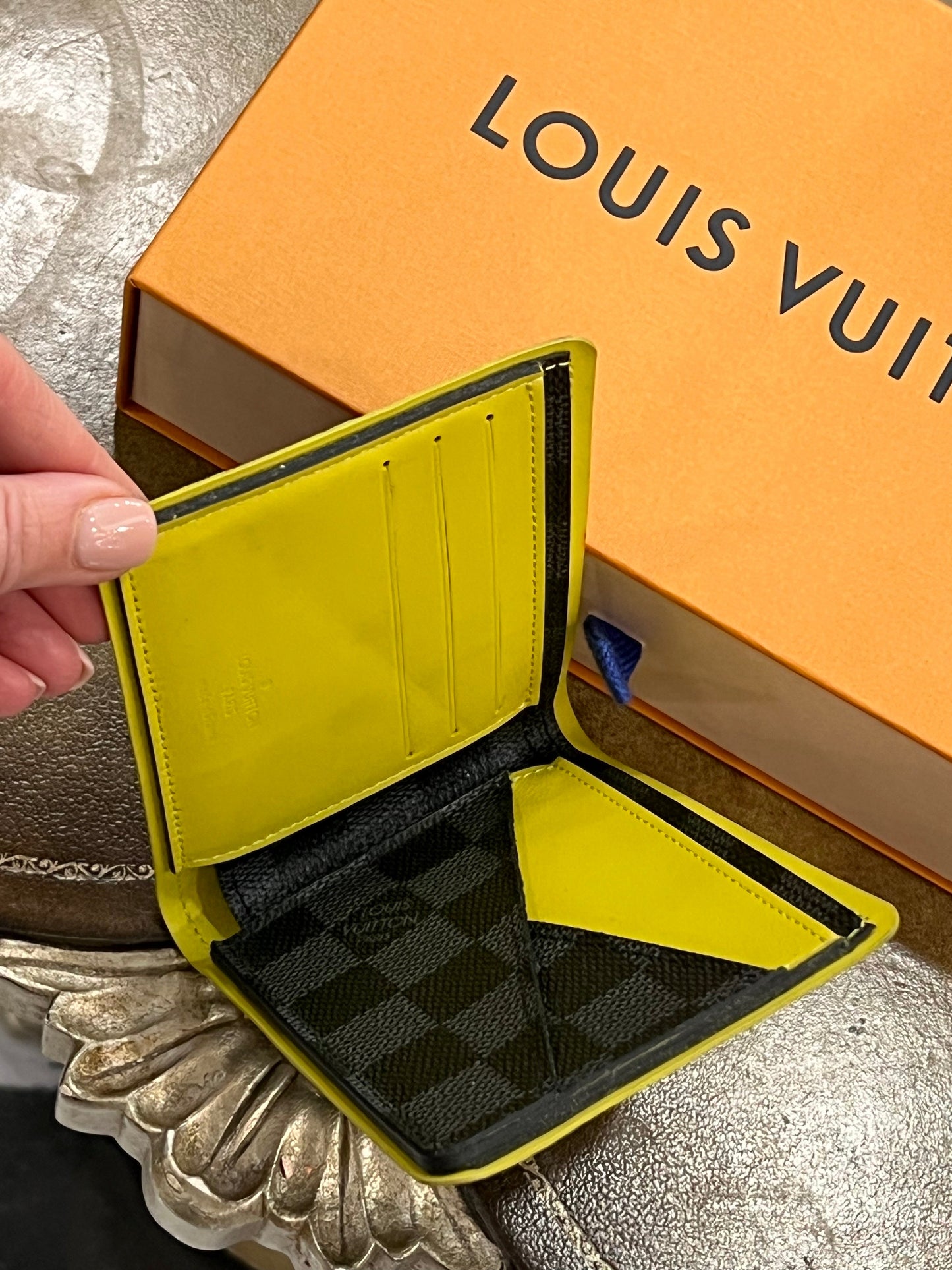 GLM-DAMIER GRAPHITE ANIS MULTIPLE WALLET