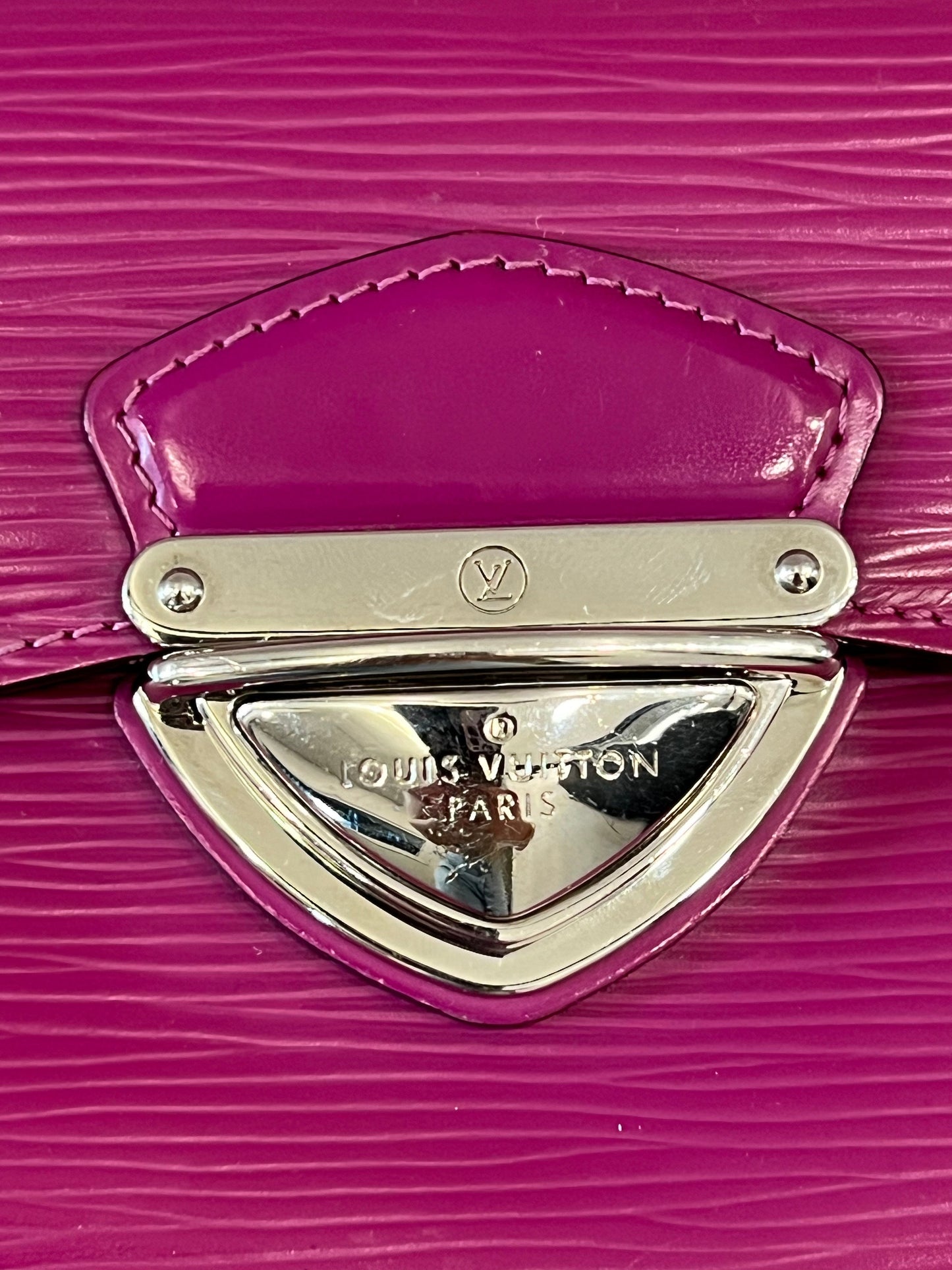 LOUIS VUITTON EPI LEATHER EUGENIE WALLET