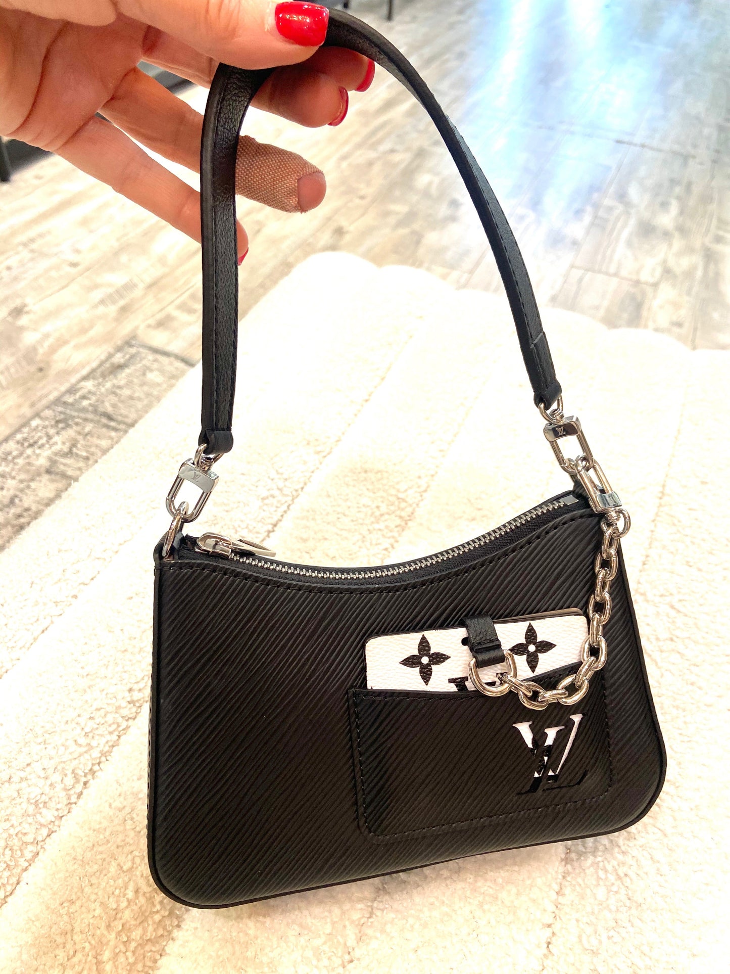 LOUIS VUITTON EPI LEATHER MARELLINI HANDBAG