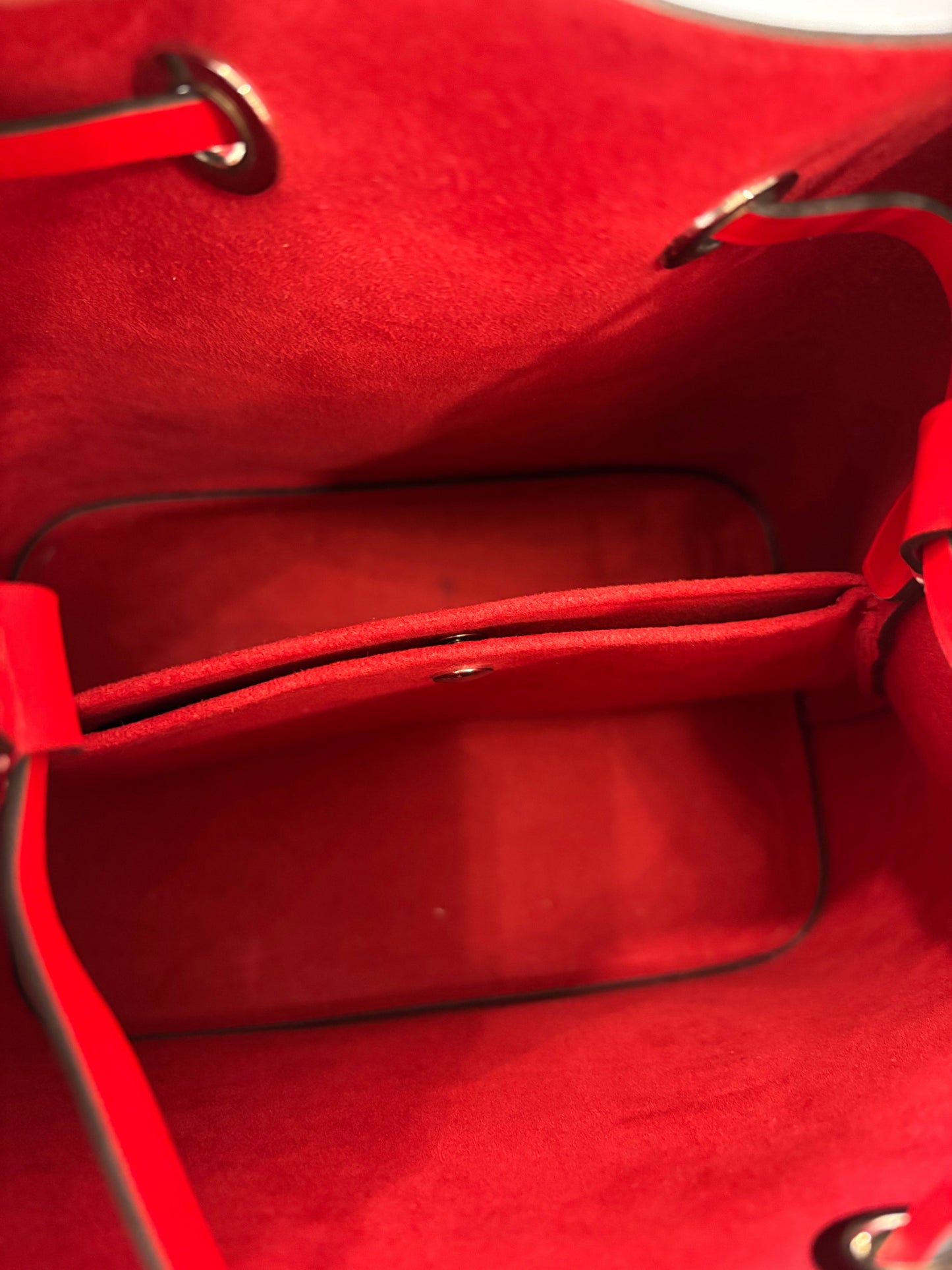 LOUIS VUITTON EPI LEATHER NOÉNOÉ BB SHOULDER BAG