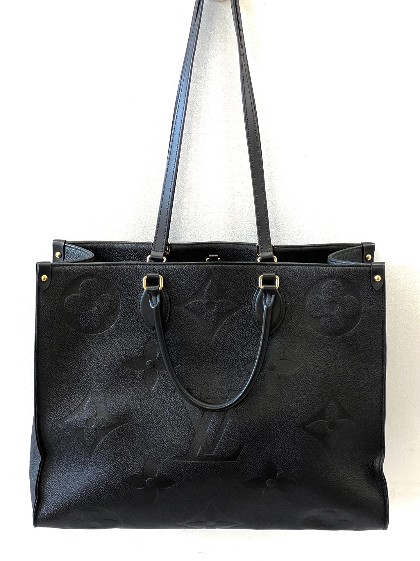 LOUIS VUITTON GIANT MONOGRAM EMPREINTE LEATHER ONTHEGO TOTE BAG