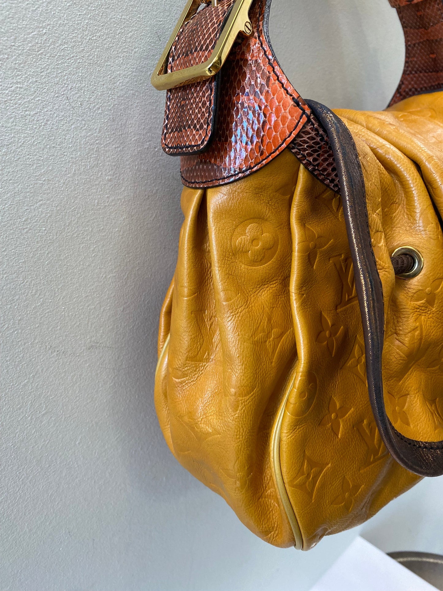 LOUIS VUITTON EPICES KALAHARI PM LIMITED EDITION IN SAFRAN