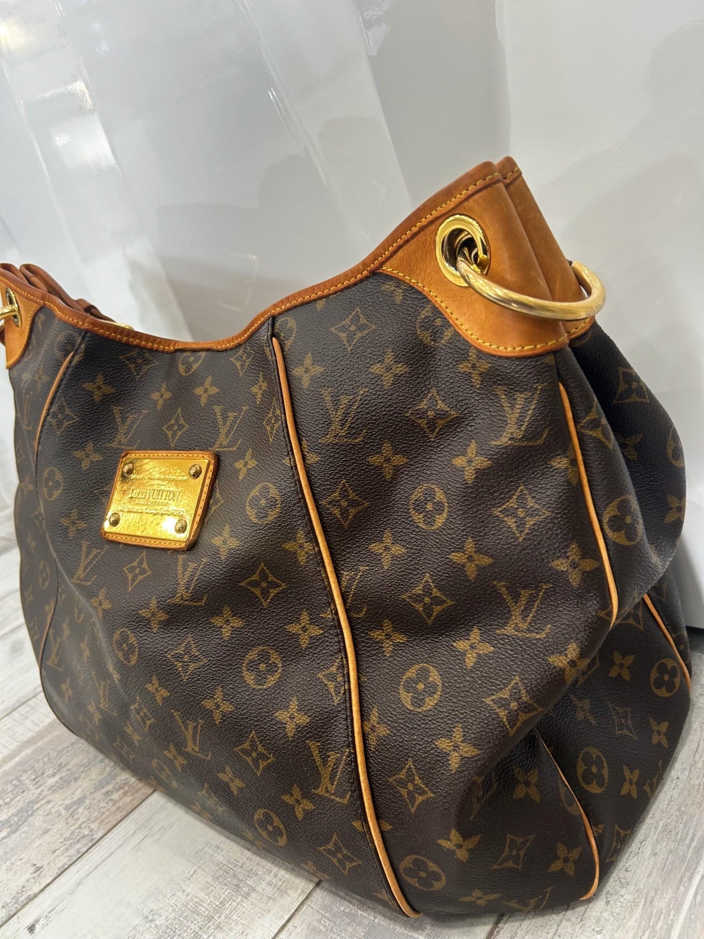 LOUIS VUITTON MONOGRAM GALLIERA GM HOBO BAG