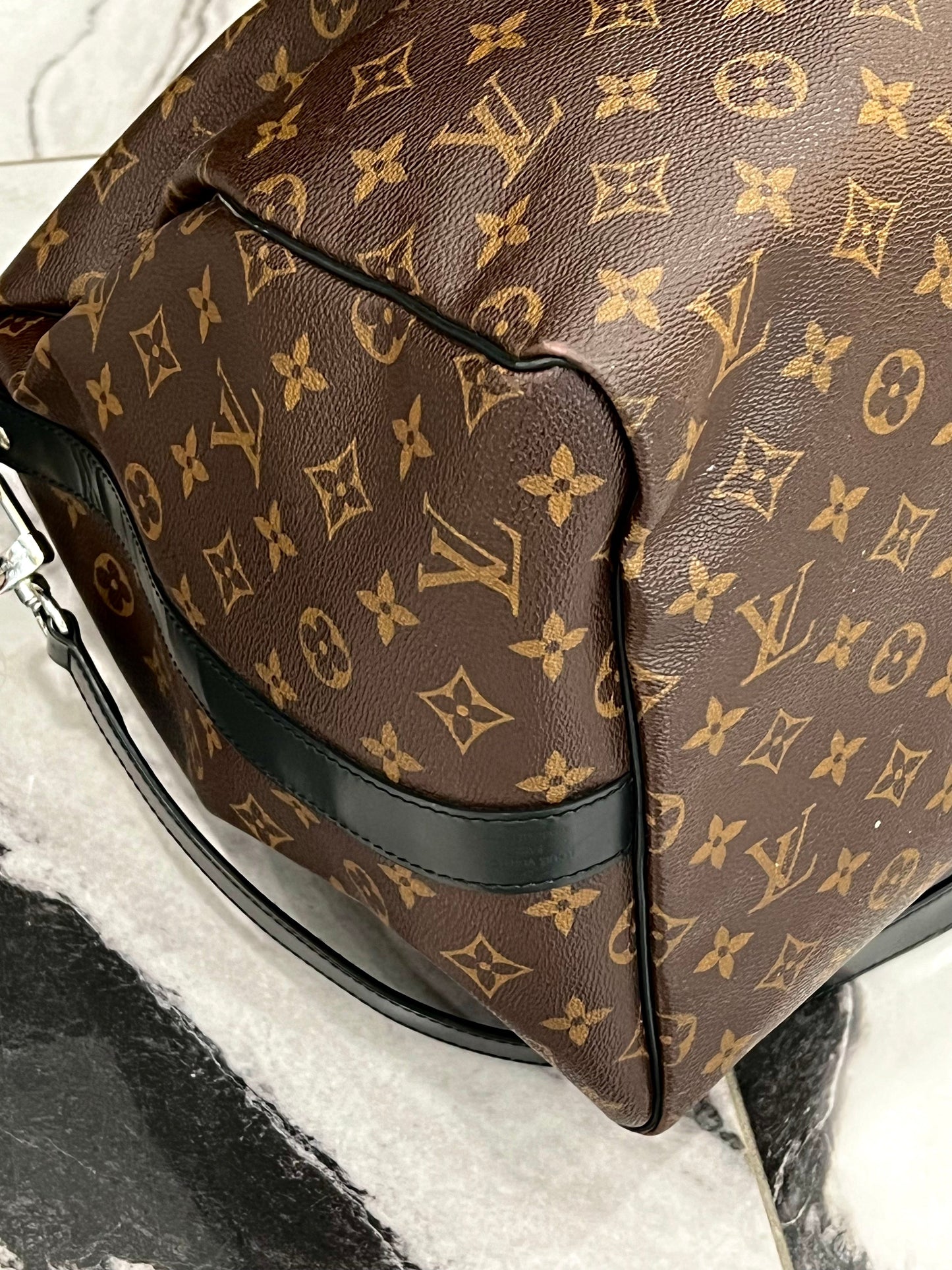 LOUIS VUITTON MONOGRAM MACASSAR KEEPALL BANDOULIÈRE 55 BAG