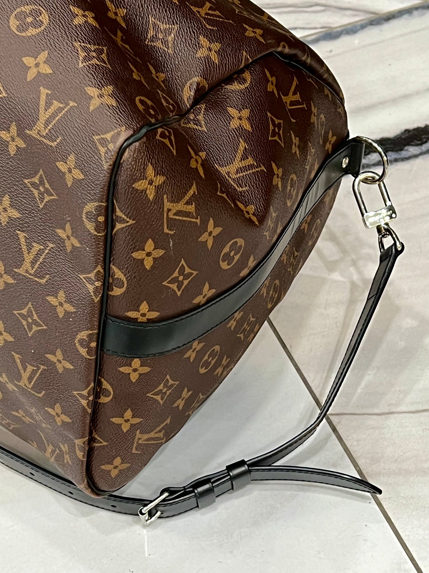 LOUIS VUITTON MONOGRAM MACASSAR KEEPALL BANDOULIÈRE 55 BAG