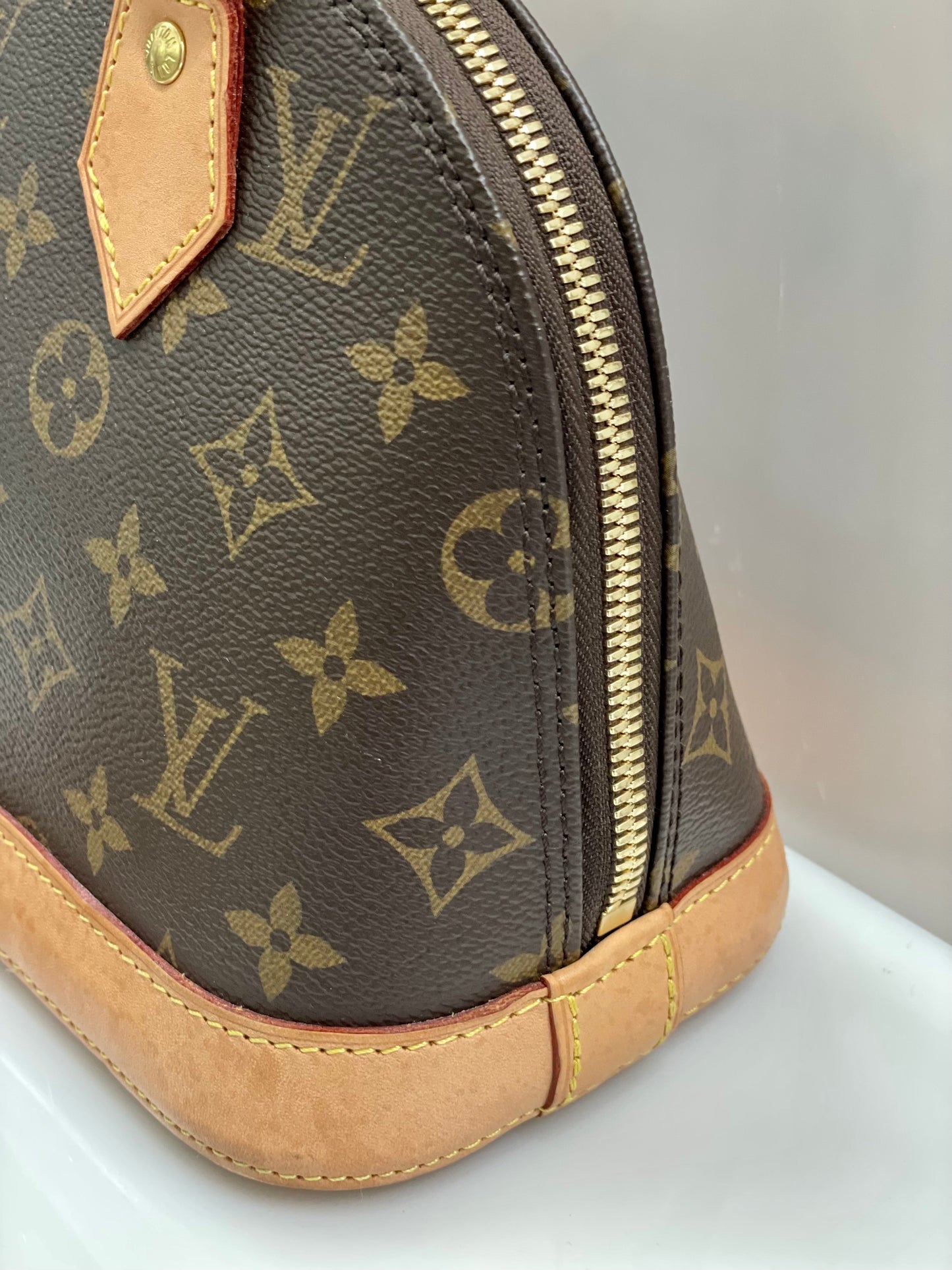 LOUIS VUITTON MONOGRAM ALMA BB BAG