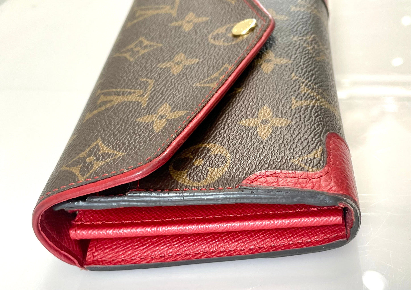 GLM-MONOGRAM CERISE PORTEFEUILLE REITRO SARAH WALLET