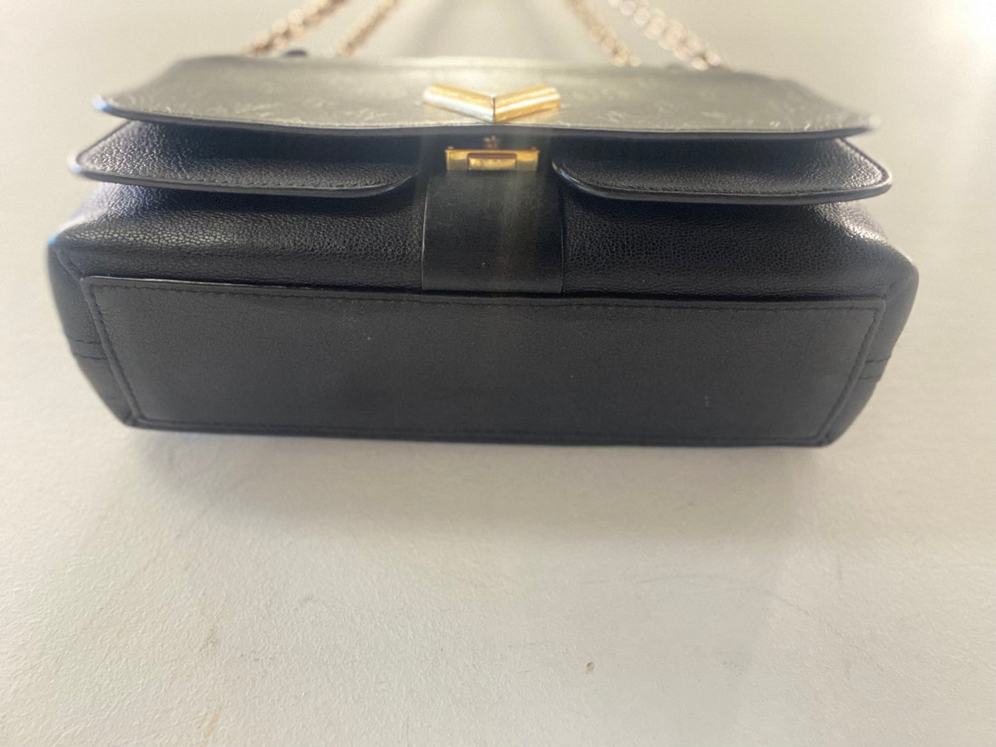 LOUIS VUITTON MONOGRAM CUIR PLUME ECUME VERY CHAIN BAG