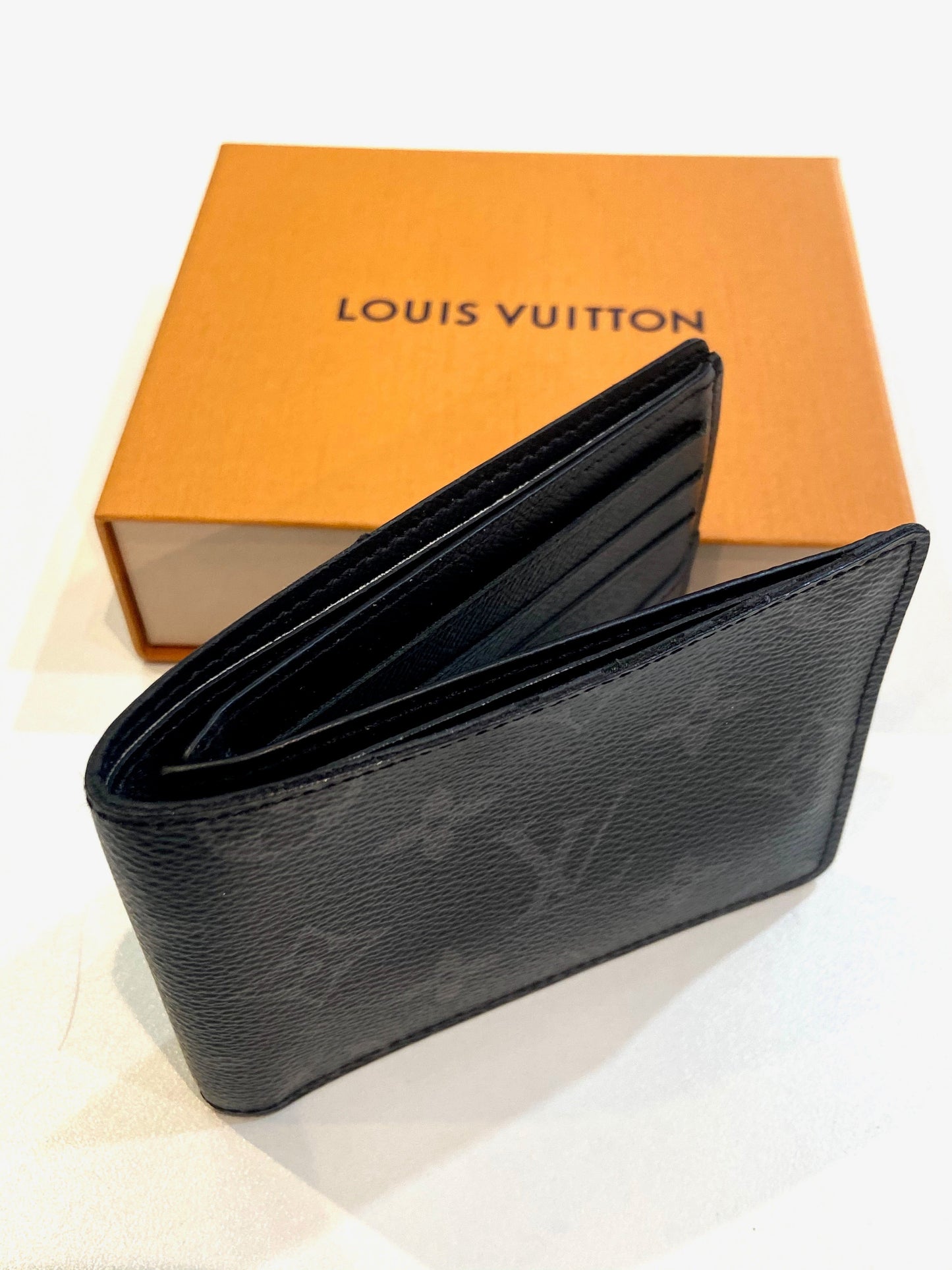 GLM-MONOGRAM ECLIPSE MULTIPLE WALLET