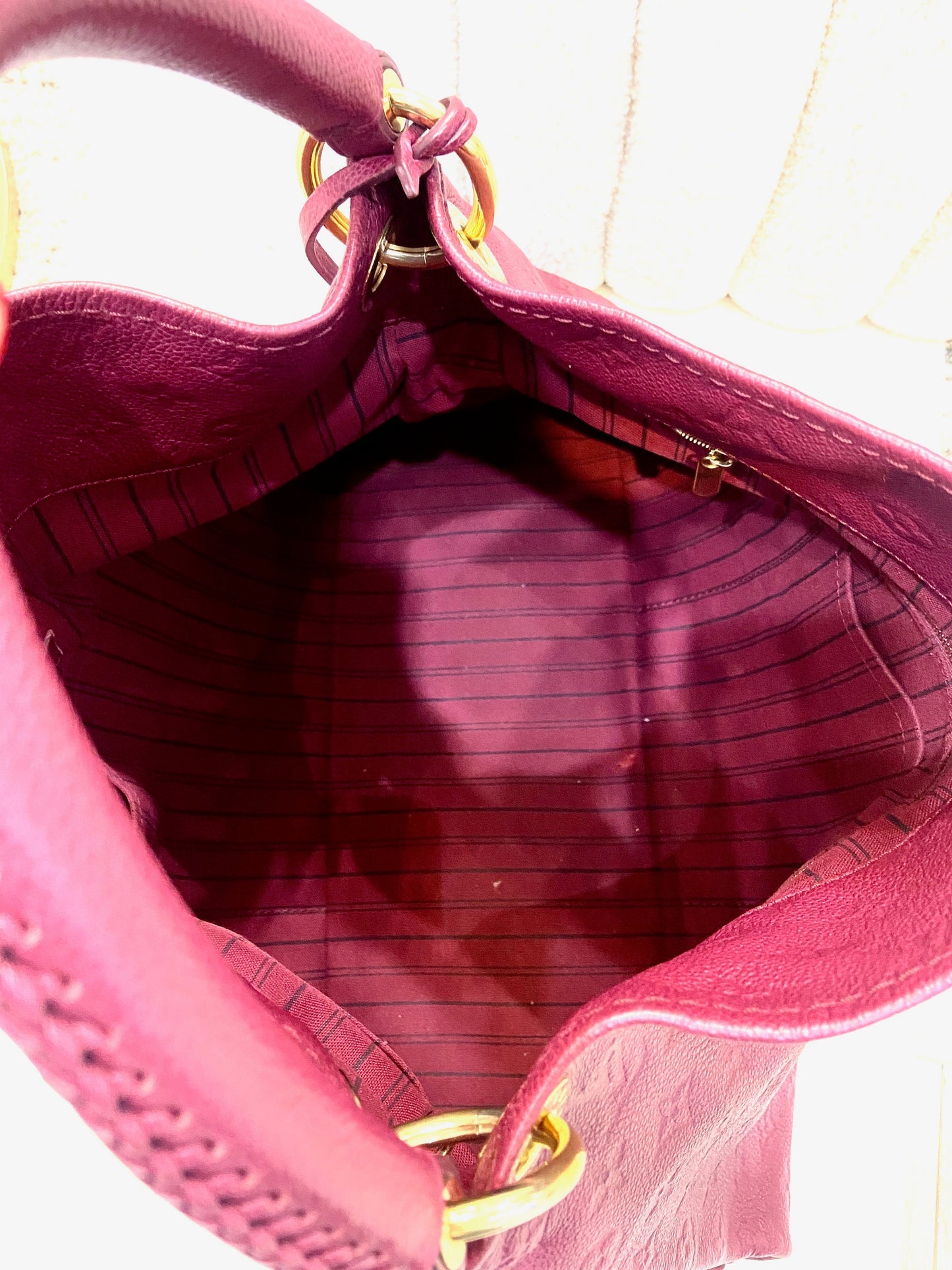 LOUIS VUITTON MONOGRAM EMPREINTE LEATHER ARTSY MM BAG