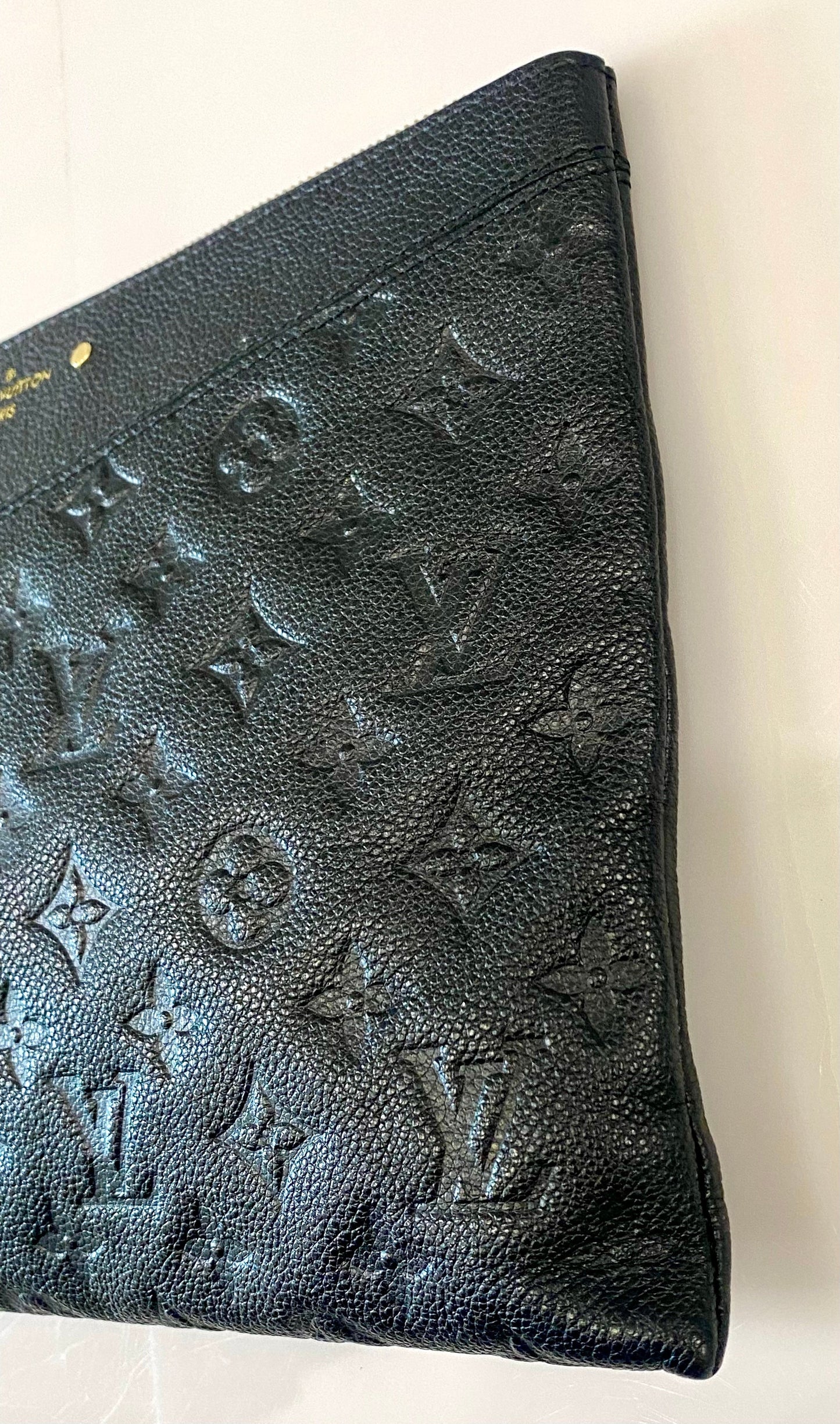 LOUIS VUITTON MONOGRAM EMPREINTE LEATHER DAILY POUCH CLUTCH BAG