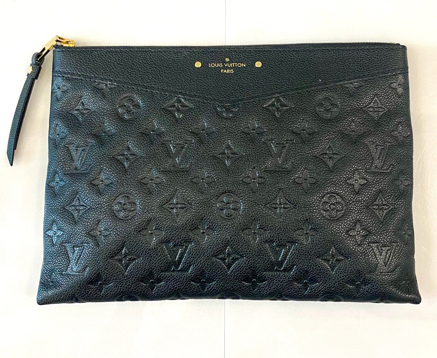 LOUIS VUITTON MONOGRAM EMPREINTE LEATHER DAILY POUCH CLUTCH BAG