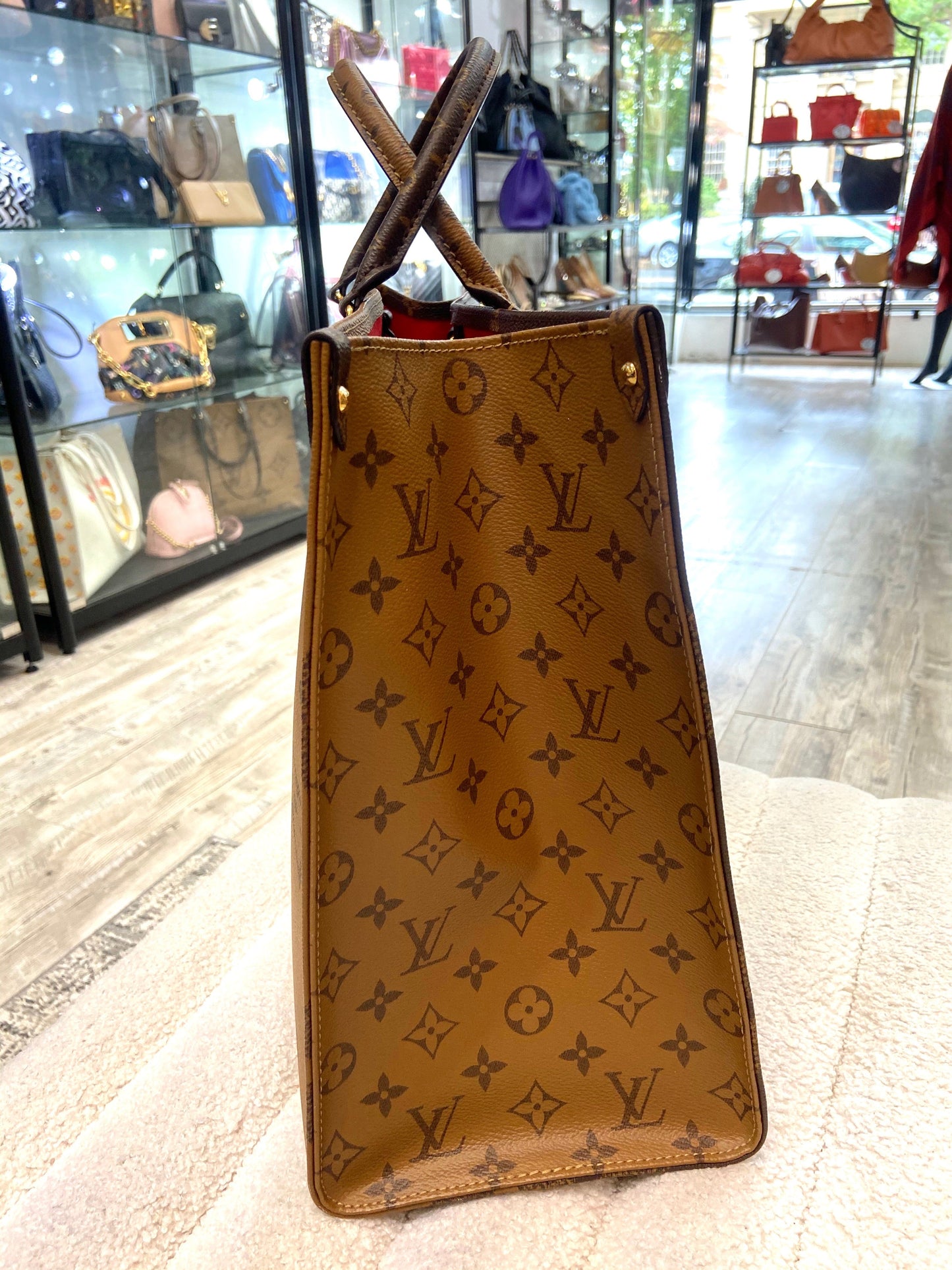 LOUIS VUITTON GIANT REVERSE MONOGRAM ON THE GO TOTE BAG GM