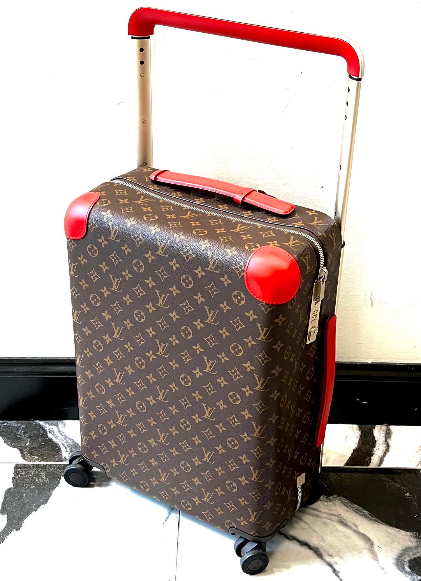 LOUIS VUITTON MONOGRAM HORIZON 55 SUITCASE