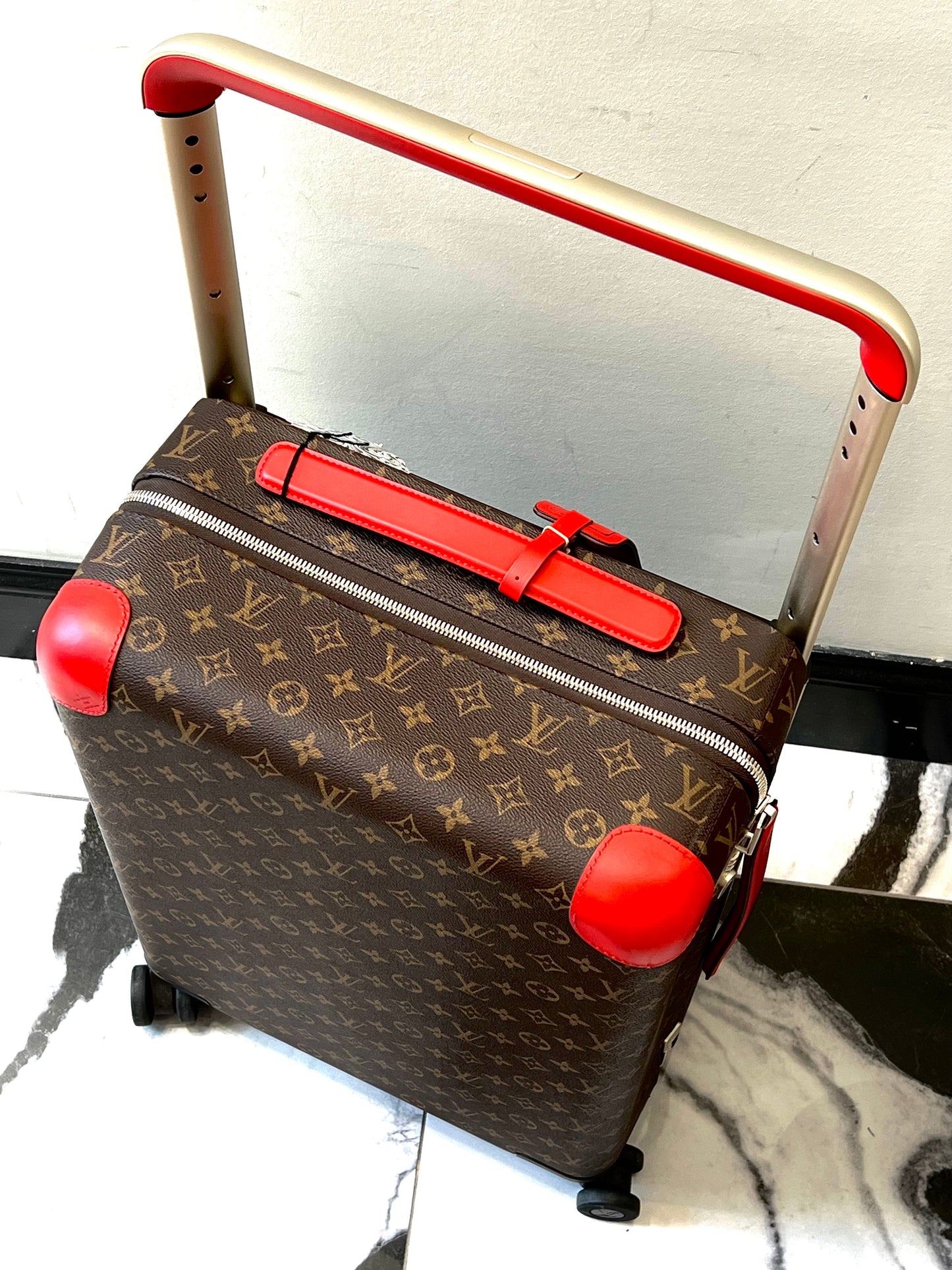 LOUIS VUITTON MONOGRAM HORIZON 55 SUITCASE