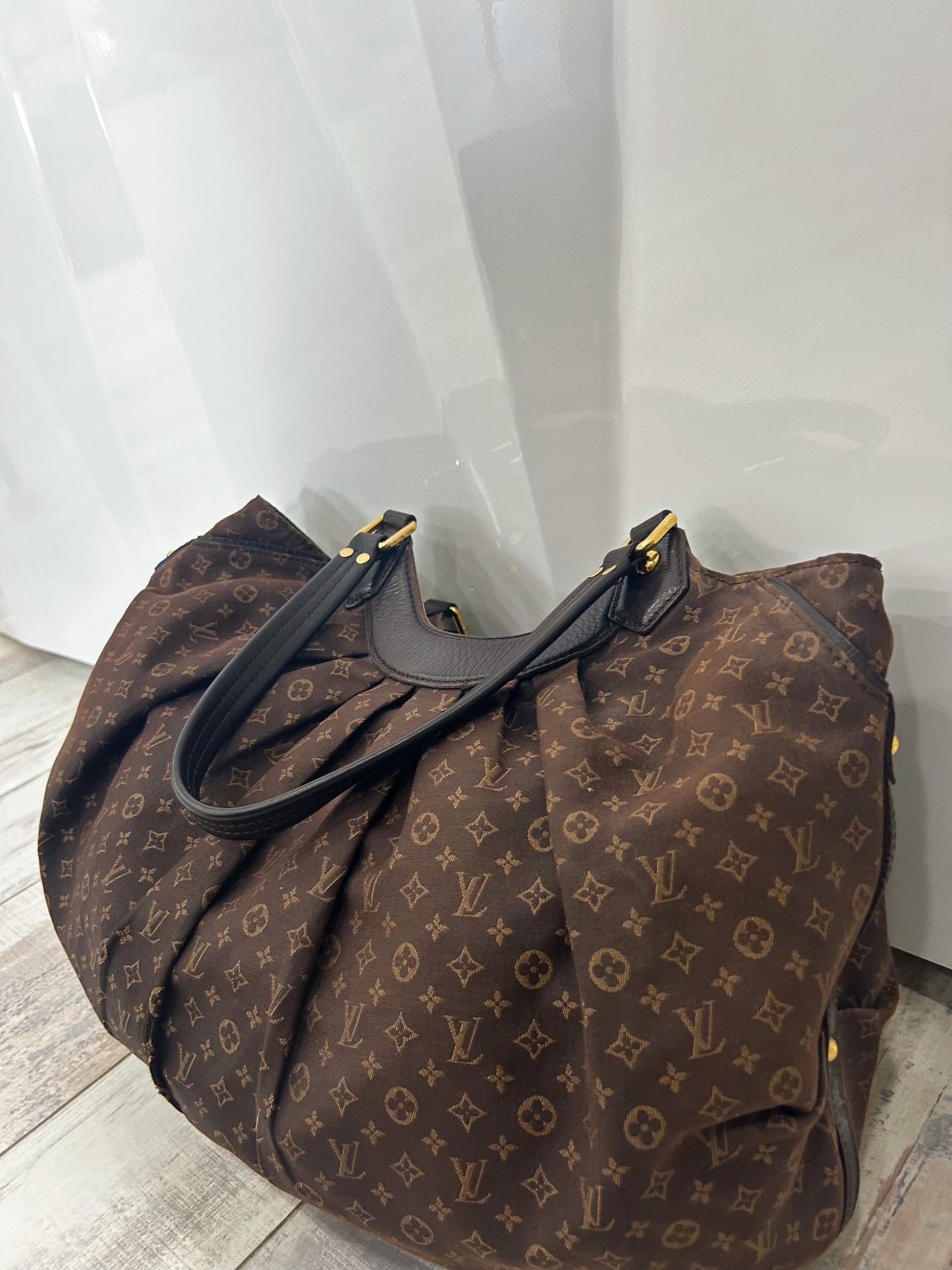 LOUIS VUITTON MONOGRAM IDYLLE FANTAISIE HOBO BAG
