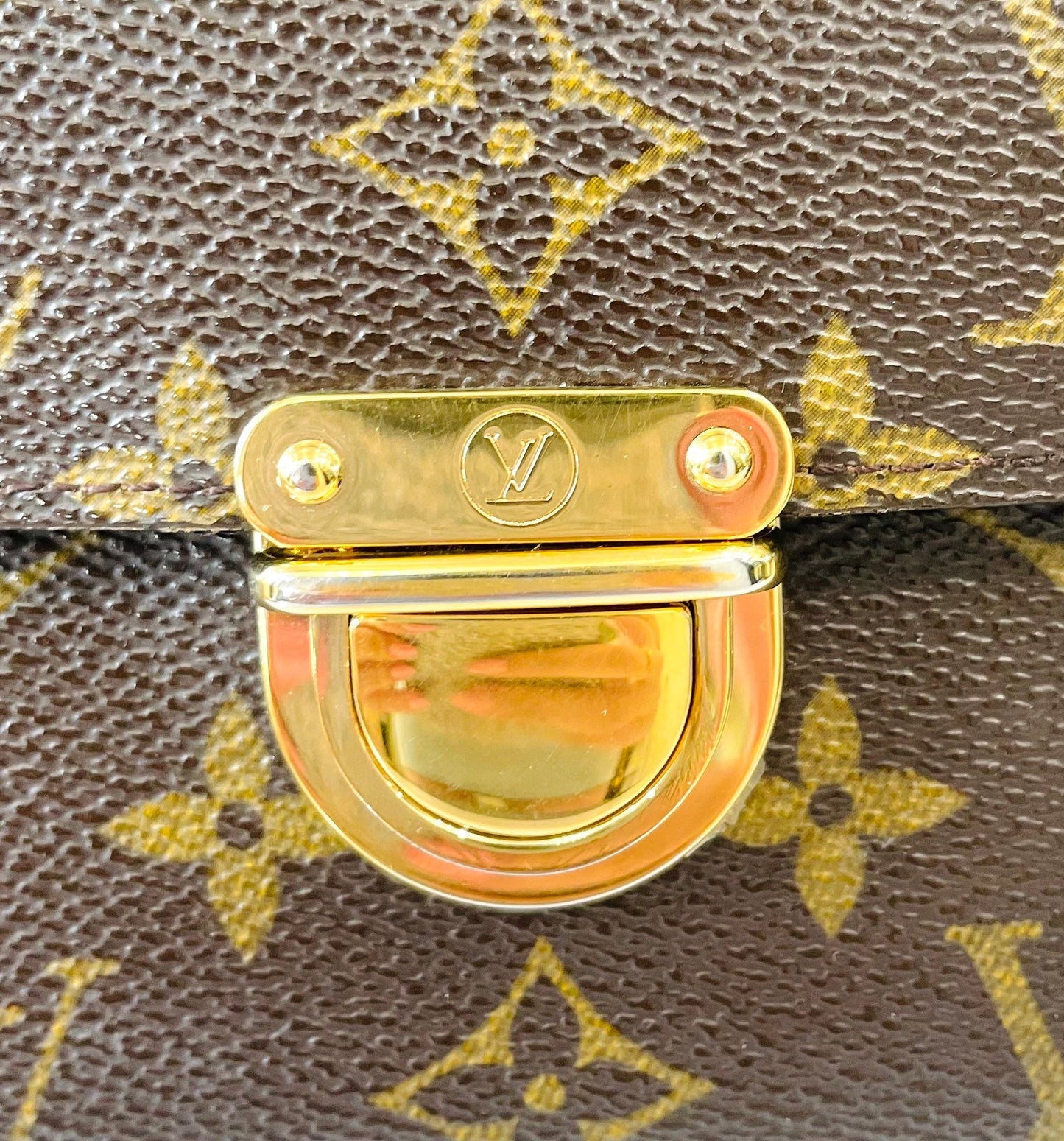 GLM-MONOGRAM CANVAS KOALA WALLET