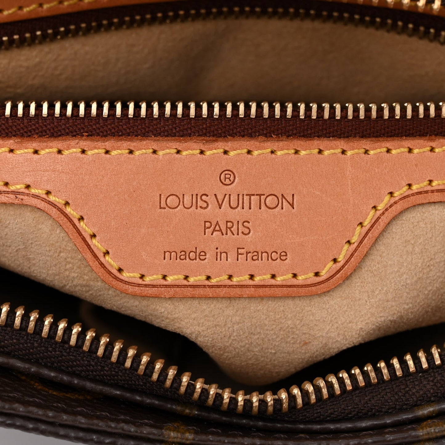 LOUIS VUITTON MONOGRAM LOOPING MM BAG