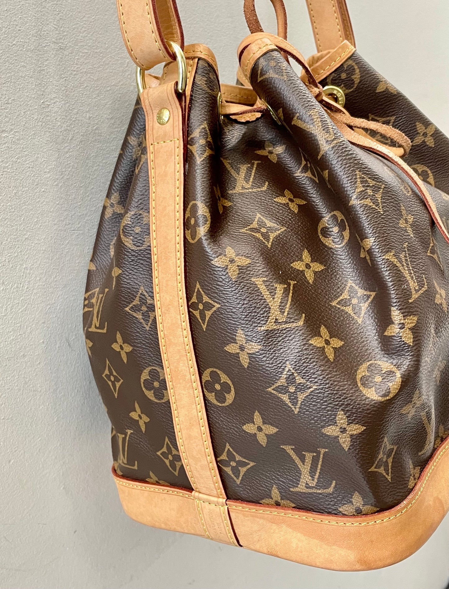 LOUIS VUITTON MONOGRAM NOÉ BB SHOULDER BAG