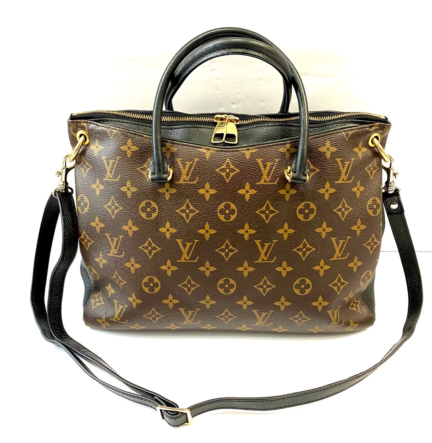 LOUIS VUITTON MONOGRAM PALLAS FULL SHOULDER BAG