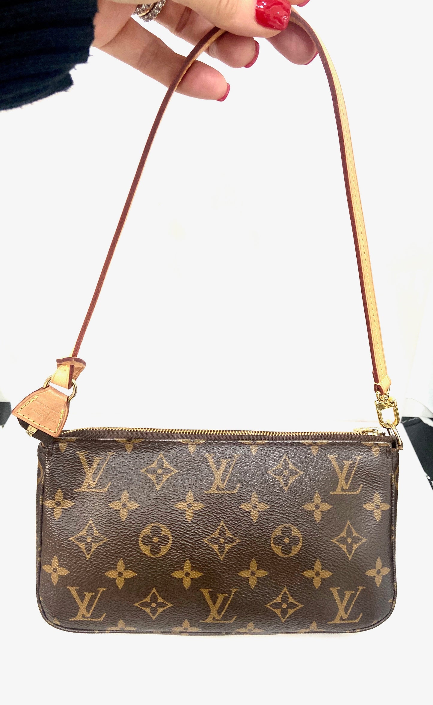 LOUIS VUITTON MONOGRAM POCHETTE NM