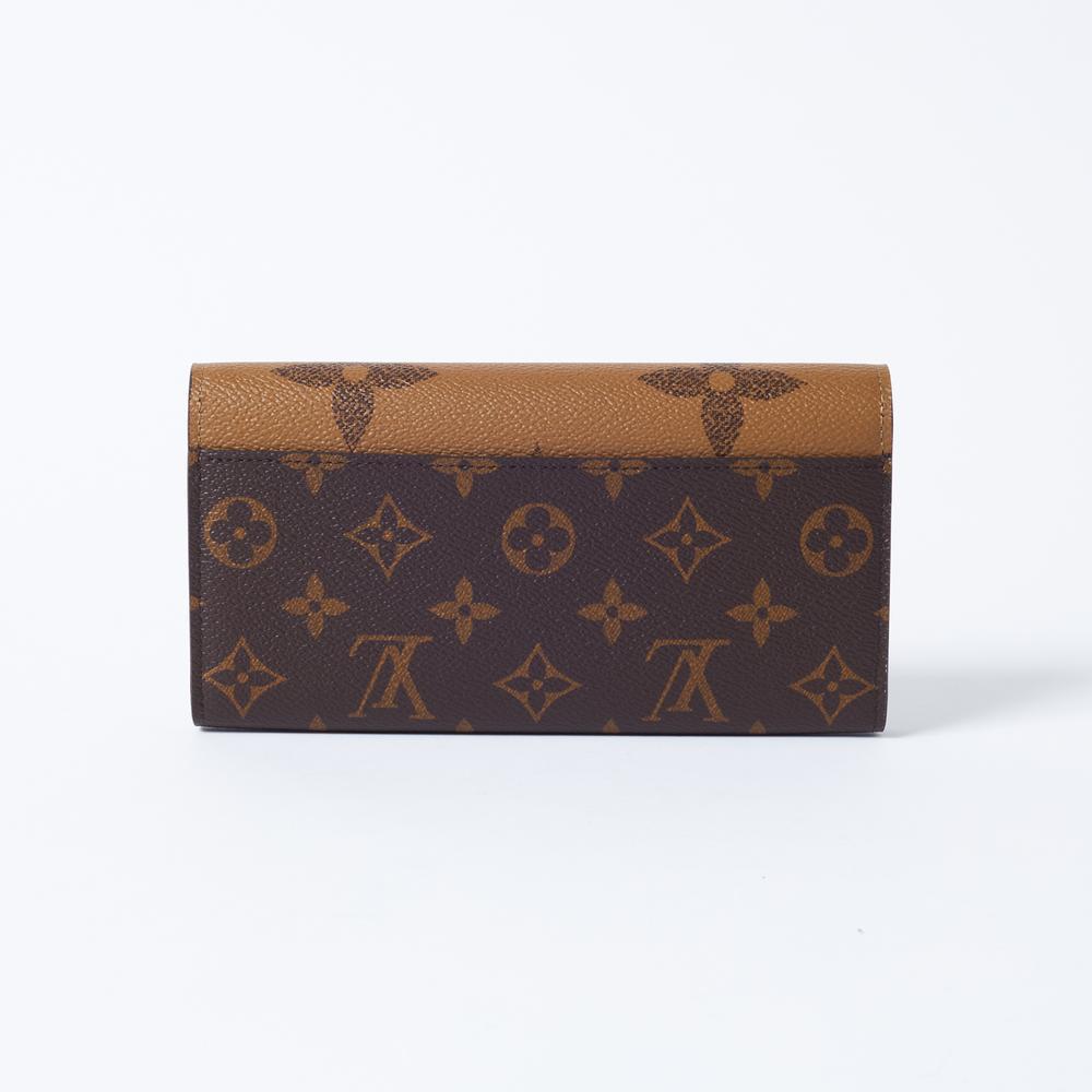 GLM-REVERSE GIANT MONOGRAM SARAH WALLET
