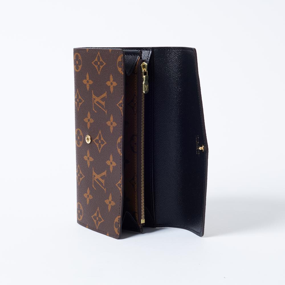 GLM-REVERSE GIANT MONOGRAM SARAH WALLET