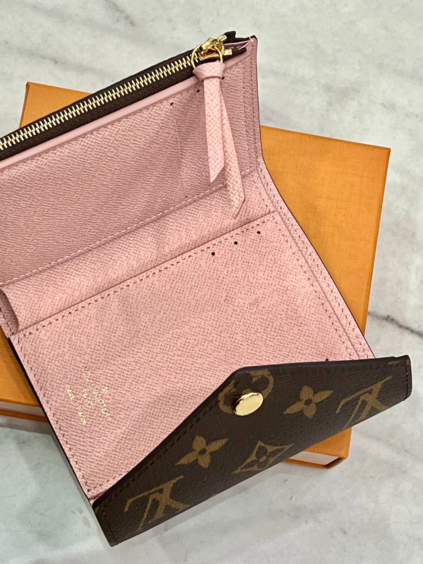 LOUIS VUITTON MONOGRAM VICTORINE WALLET ROSE BALLERINE
