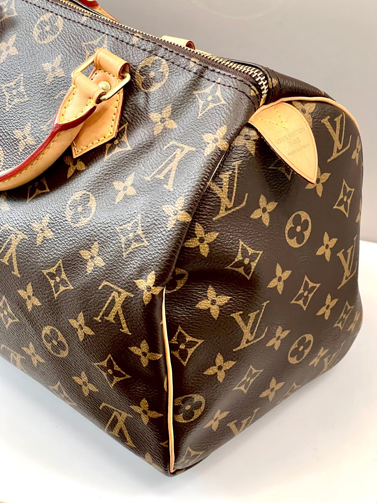 LOUIS VUITTON MONOGRAM SPEEDY 30 HANDBAG