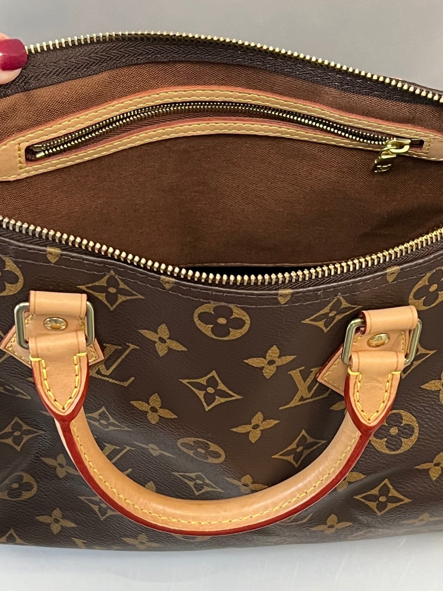 LOUIS VUITTON MONOGRAM SPEEDY 30 HANDBAG
